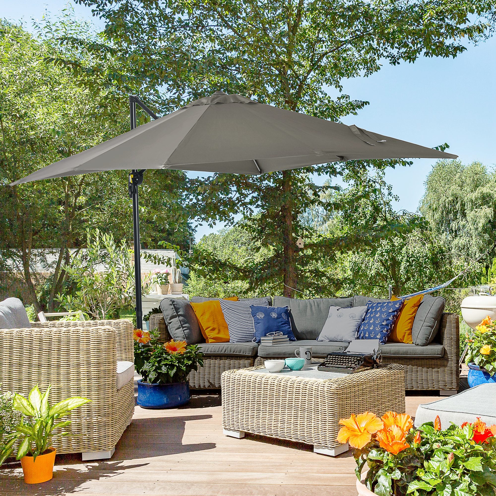 Outsunny 8' x 8' Square Patio Hanging Offset Umbrella with 360° Rotation, Aluminum Outdoor Cantilever Parasol with Crank & Tilt, Sun Canopy Shelter with Cross Base, Light Grey