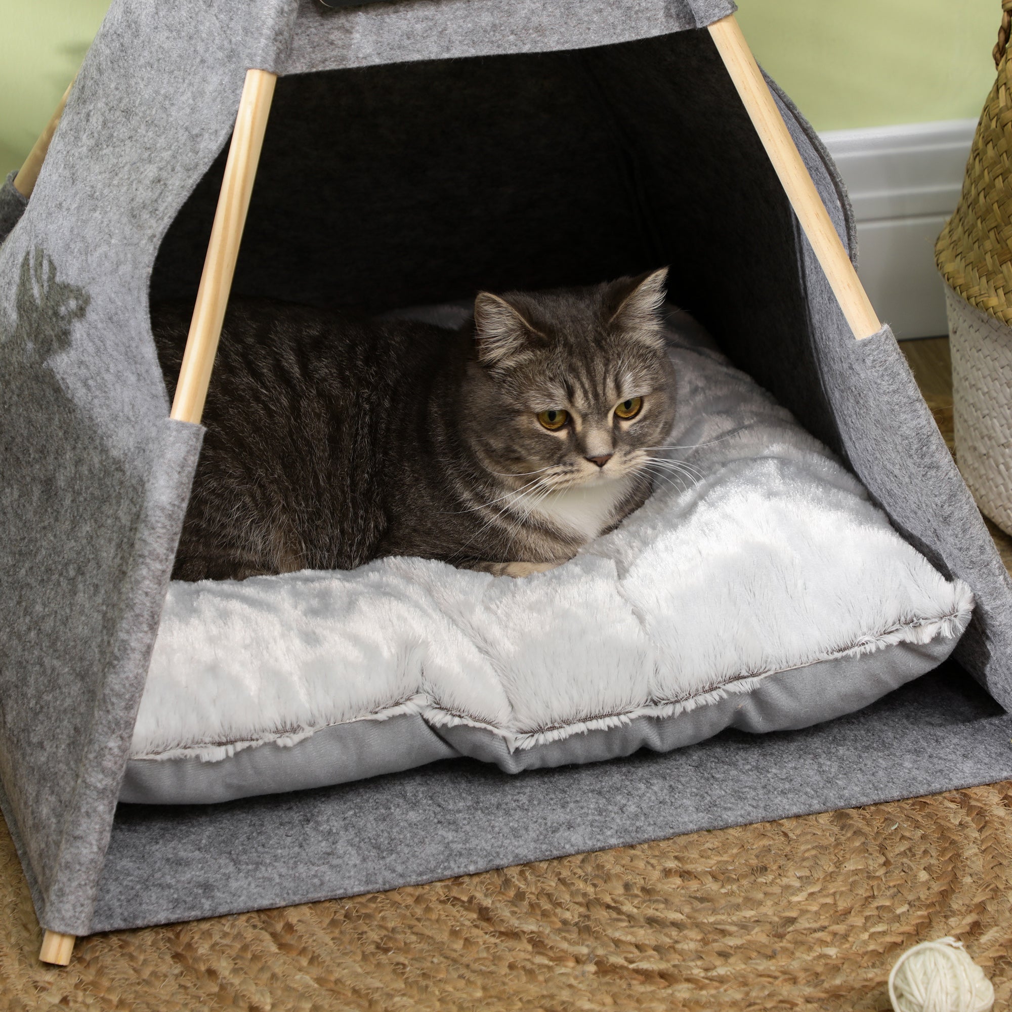 PawHut Pet Teepee Tent Cat Cave Small Dog Bed with Thick Cushion, Name Chalkboard for Kitten and Puppy Grey