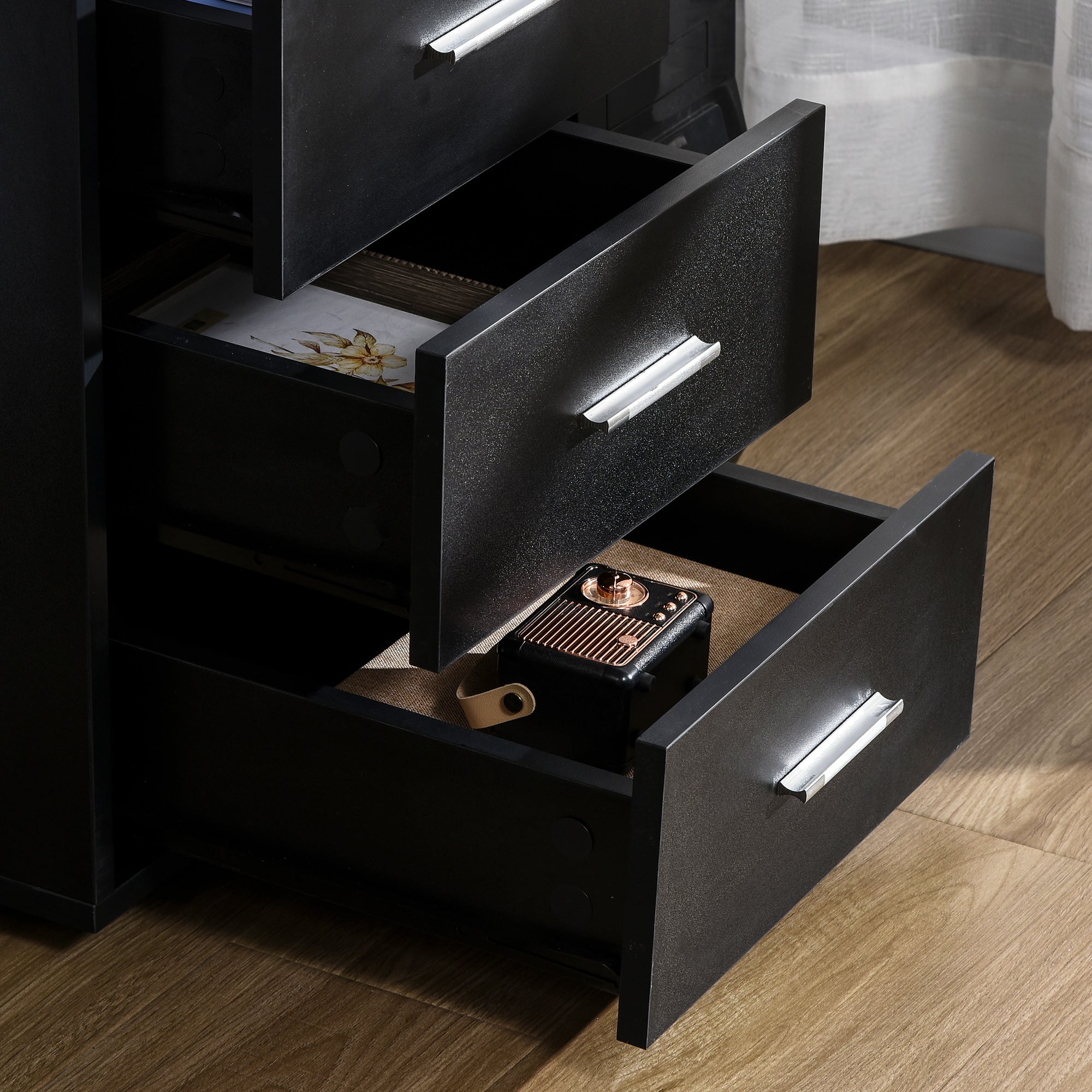 HOMCOM Computer Desk with Keyboard Tray and Drawers, Writing Desk, Home Office Workstation, Black