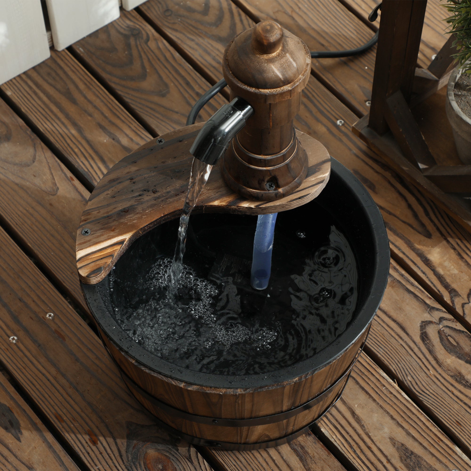 Outsunny Wood Barrel Outdoor Water Fountain, Decorative Garden Fountain with Electric Pump, Carbonized