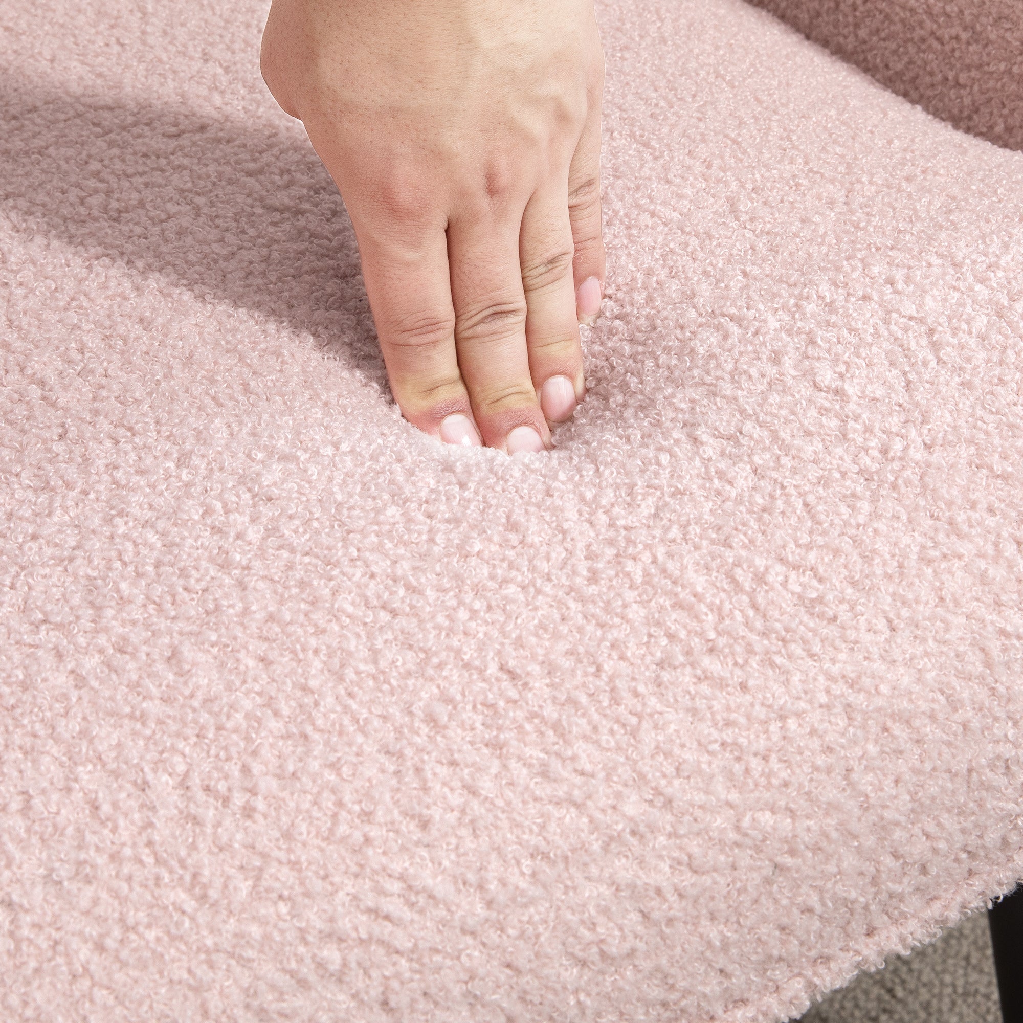 HOMCOM Modern Sherpa Boucle Accent Chair, Upholstered Lounge Chair, Fluffy Armchair for Living Room, Bedroom, Reading Room, Pink