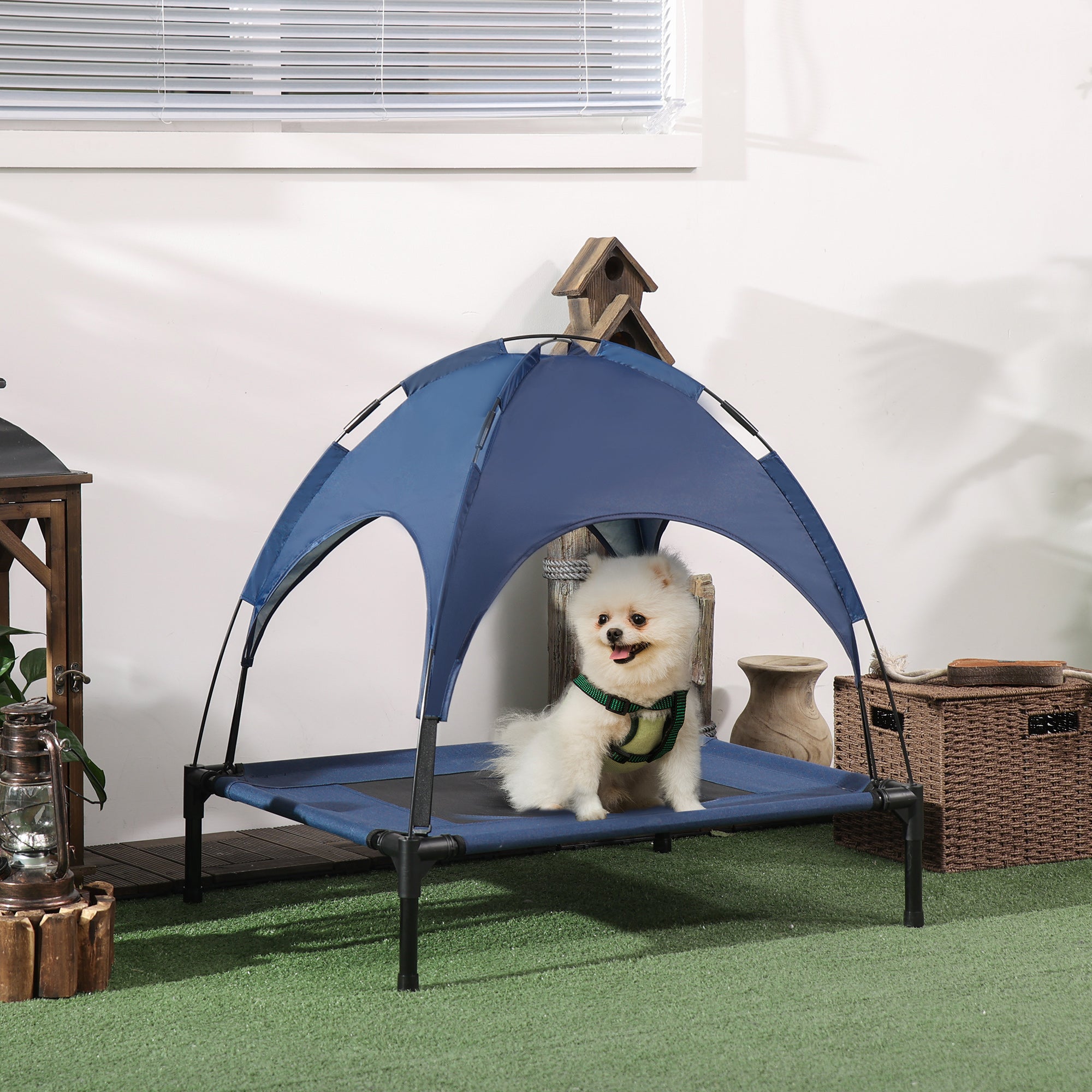PawHut Raised Dog Bed Waterproof Elevated Pet Cot with Breathable Mesh UV Protection Canopy Blue, for Medium Dogs, 76 x 61 x 73cm