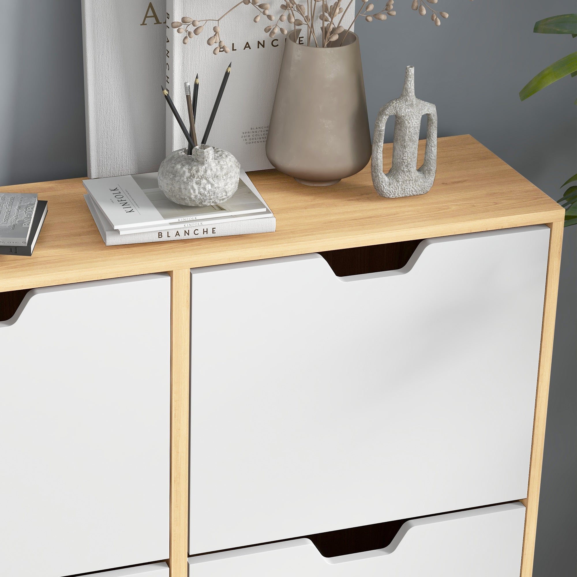 HOMCOM Shoe Cabinet with 4 Flip Drawers and Adjustable Shelf, Hallway Shoe Storage Cabinet for 16 Pairs of Shoes, Natural