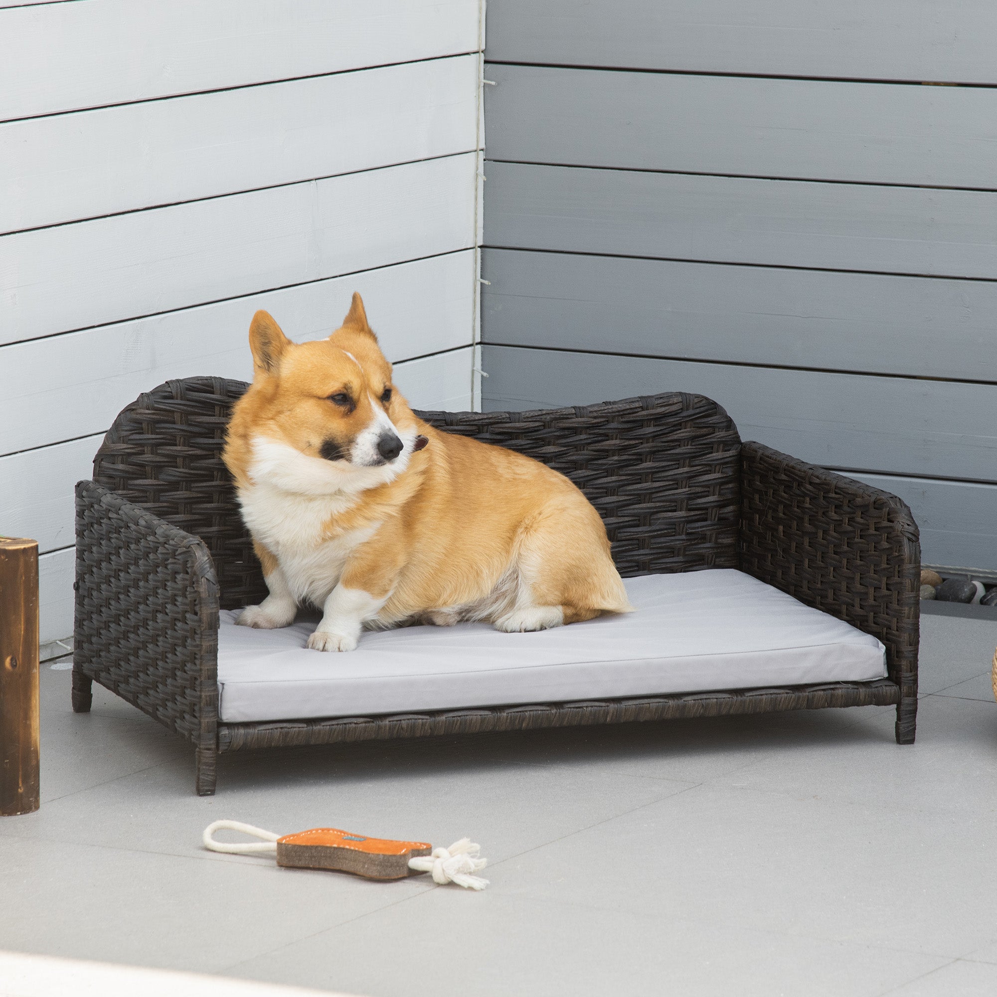 PawHut Rattan Pet Sofa for Large & Medium Dogs, Indoor & Outdoor Raised Wicker Dog Bed, Cat Couch, with Soft Washable Cushion, Charcoal Grey
