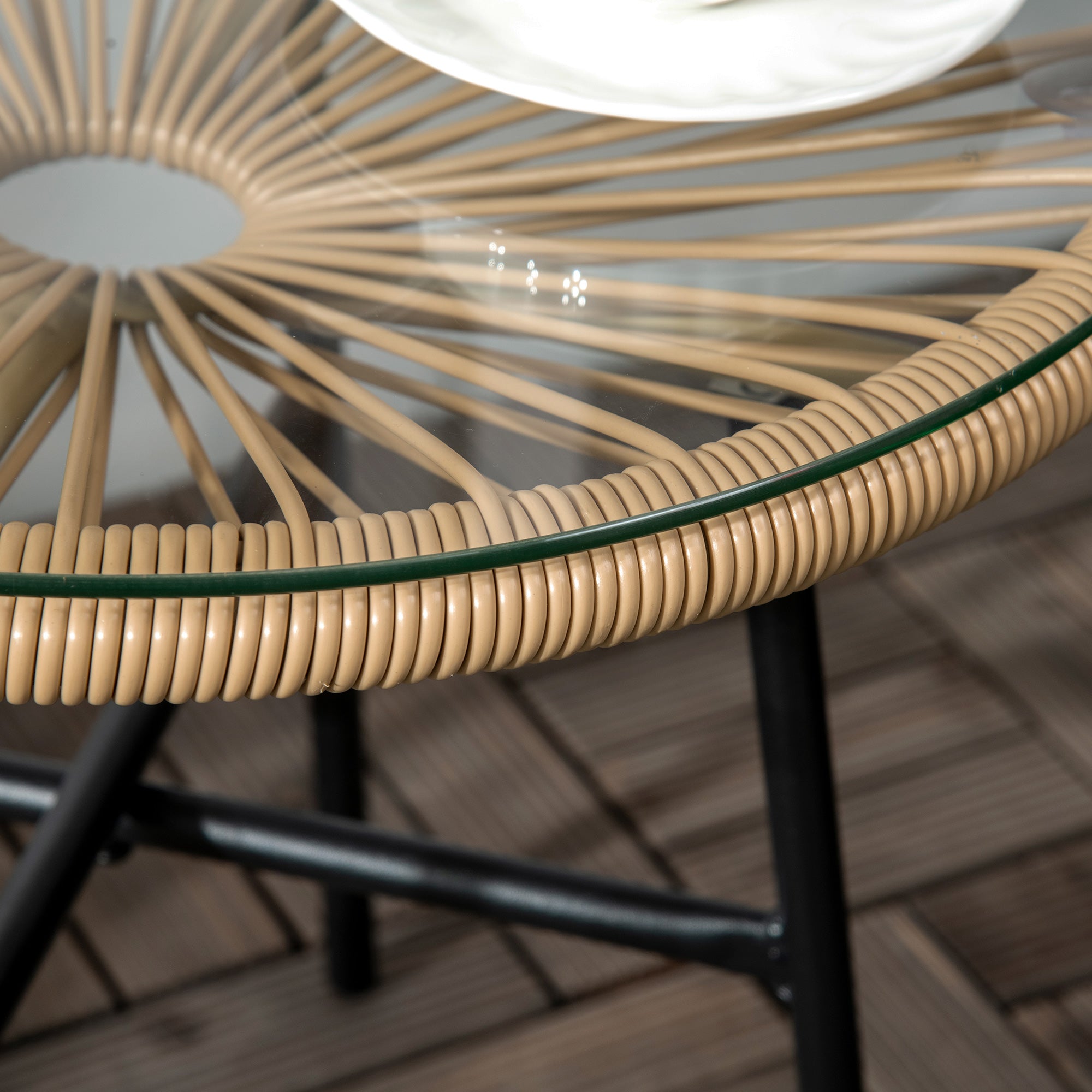 Outsunny Rattan Side Table, Outdoor Round Coffee Table, with Round PE Rattan and Tempered Glass Table Top for Patio, Garden, Balcony, Beige