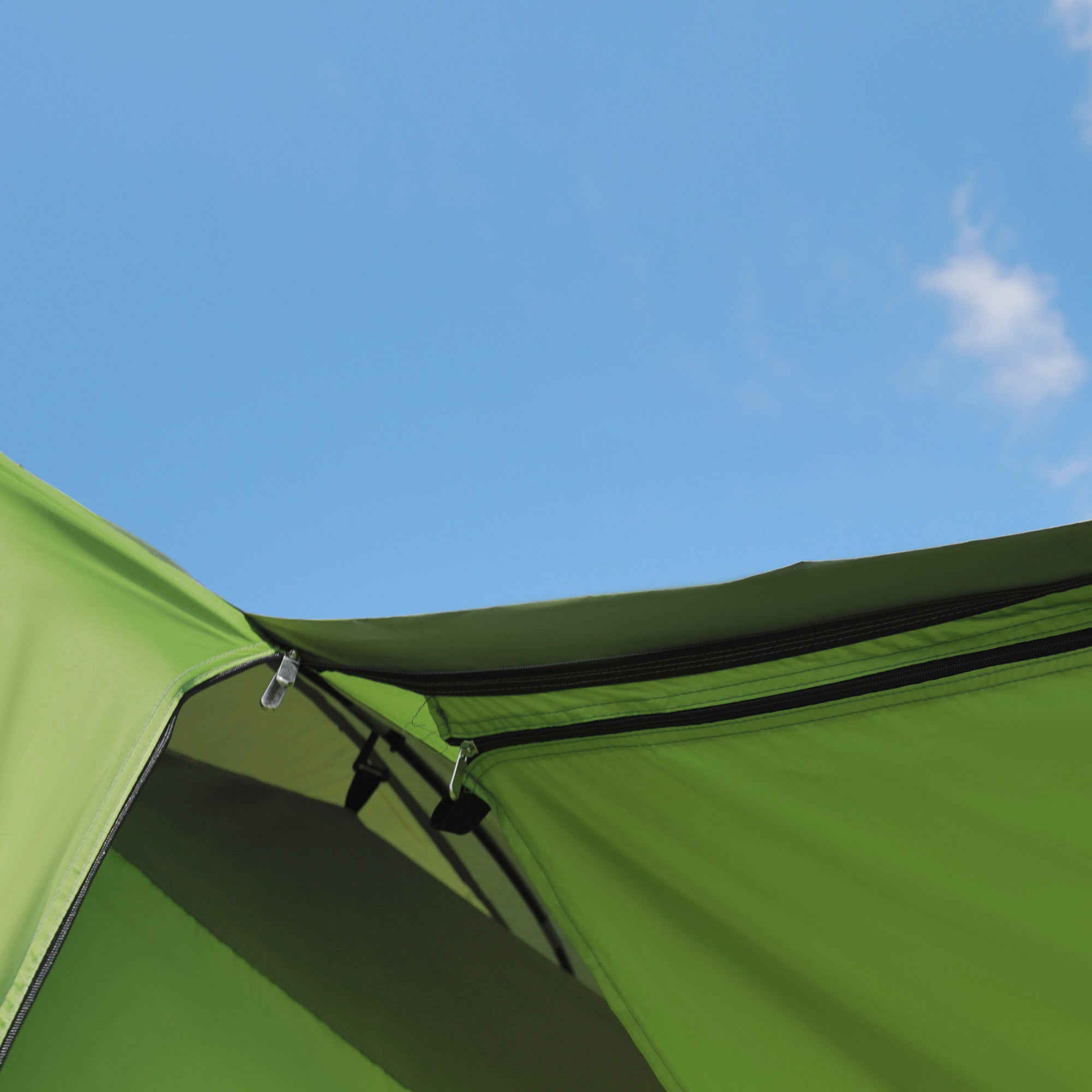 Outsunny 4-8 Person Camping Tent with 2 Room and Porch, 2000mm Waterproof, Dome Tent with Mesh Windows, Zipped Doors, Lamp Hook & Carry Bag for Fishing Hiking Festival, Green