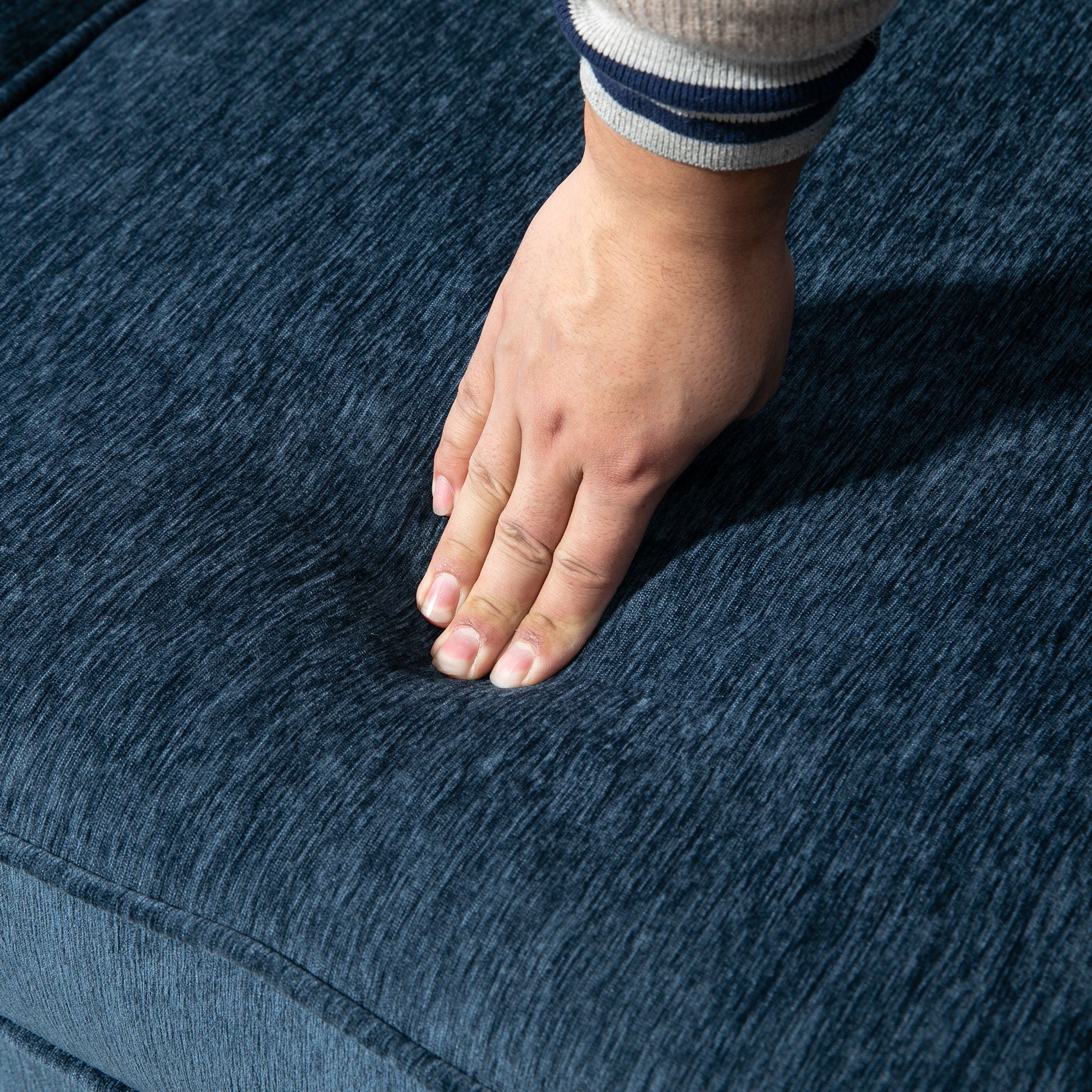 HOMCOM Convertible Sectional Sofa with Reversible Chaise Lounge, 3-Seater Chenille Upholstery Couch with Wooden Legs, Modern L Shape Corner Sofa for Living Room, Dark Blue