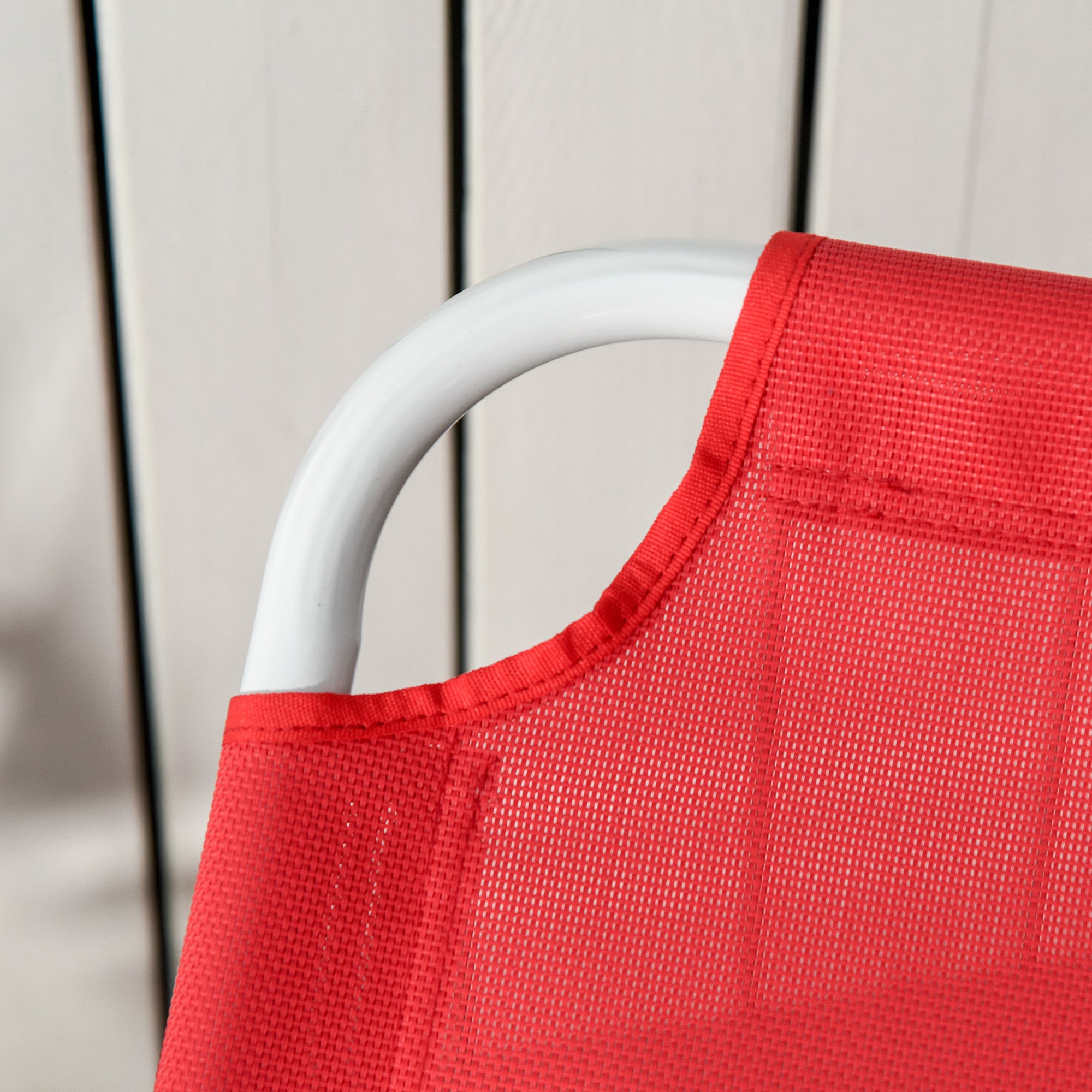 Outsunny Outdoor Lounge Chair, Patio Garden Folding Chaise Lounge, Sun Beach Reclining Tanning Chair with 4-Level Adjustable Backrest, Red