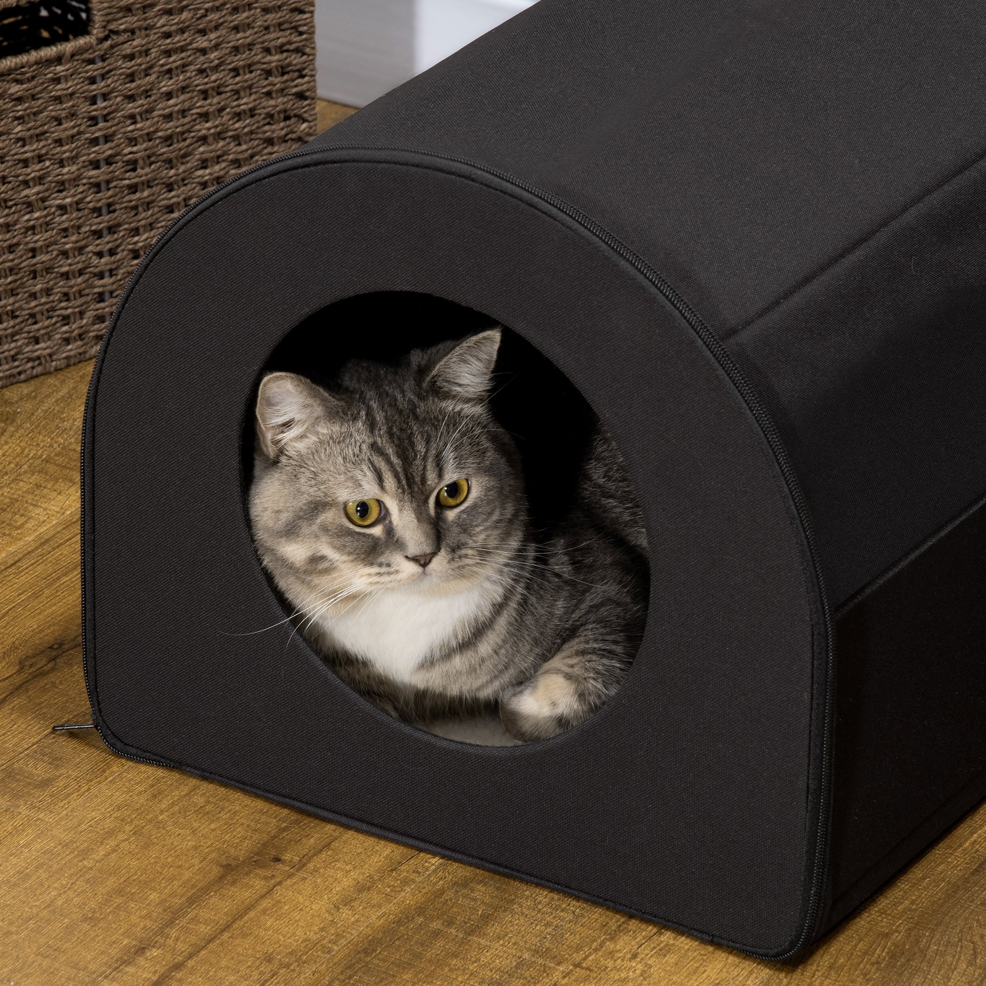 PawHut Dome Heated Cat House Portable and Waterproof Pet Shelter for Kitty in Winter, Black
