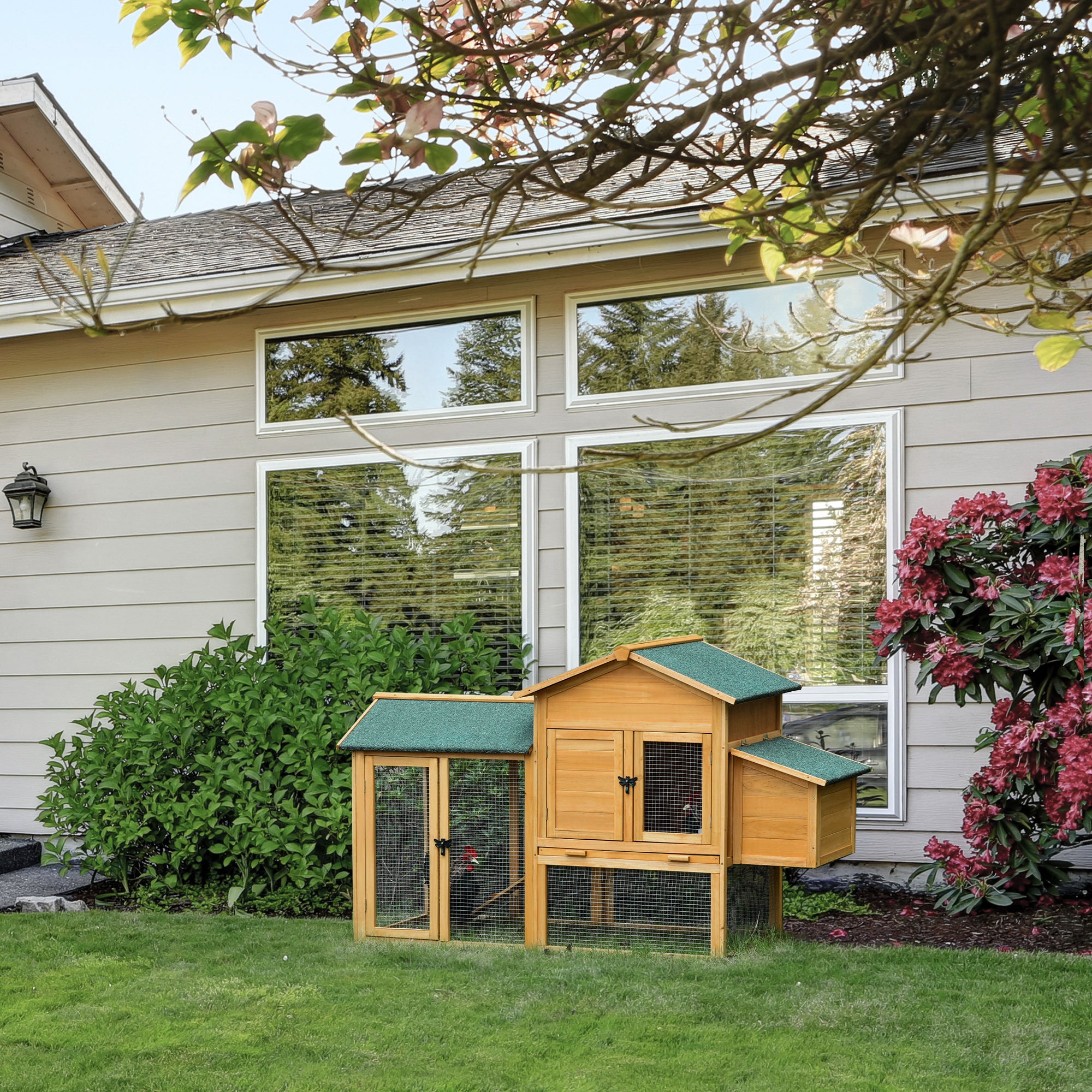 PawHut Chicken Coop with Run Small Animal Hen House Outdoor Poultry Coops Cages Nesting Box Slide-out Tray Asphalt Roof Lockable Door 168 x 75 x 103cm