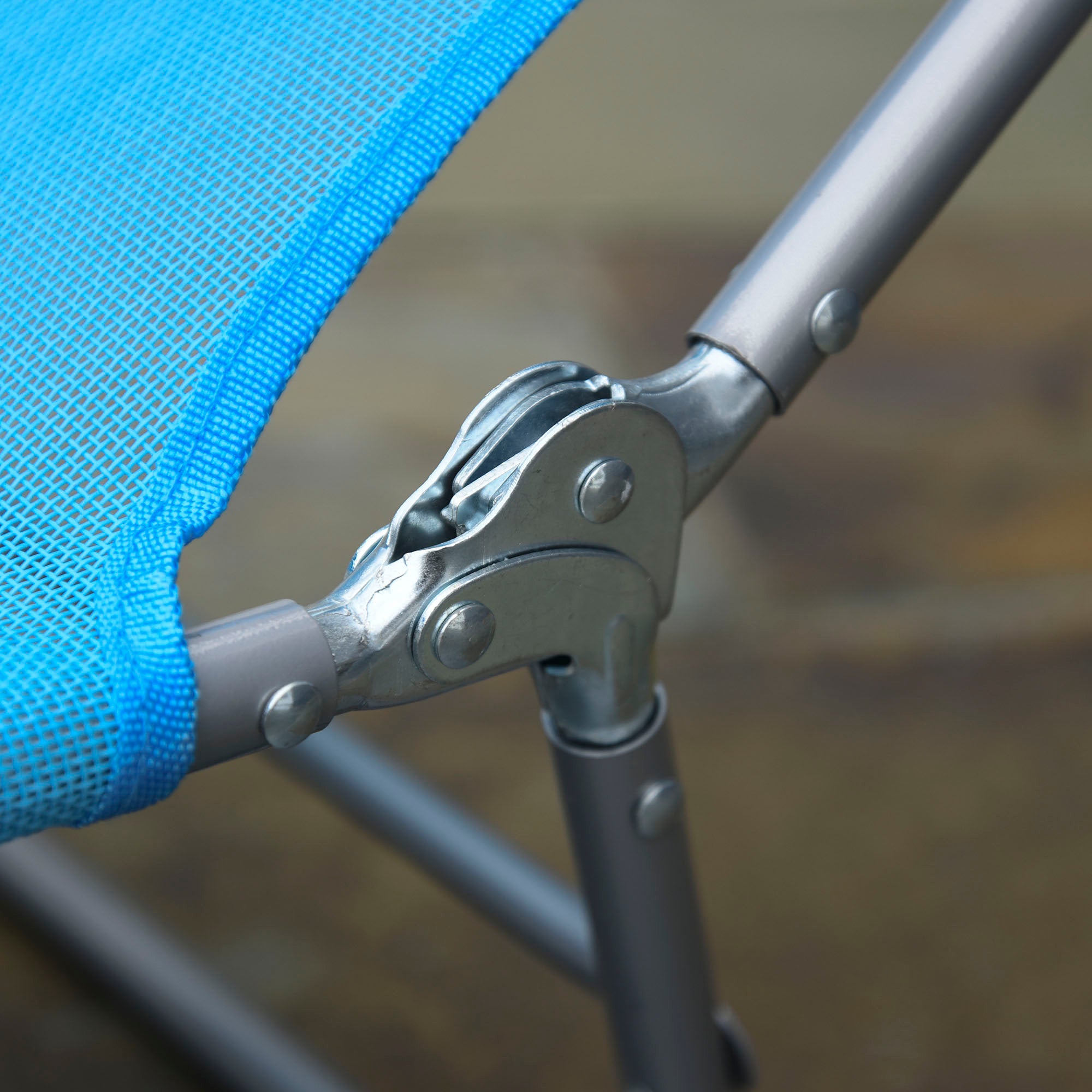 Outsunny Outdoor Lounge Chair, Portable Adjustable Reclining Seat Folding Chaise Lounge Patio Camping Beach Tanning Chair Bed with Pillow, Blue