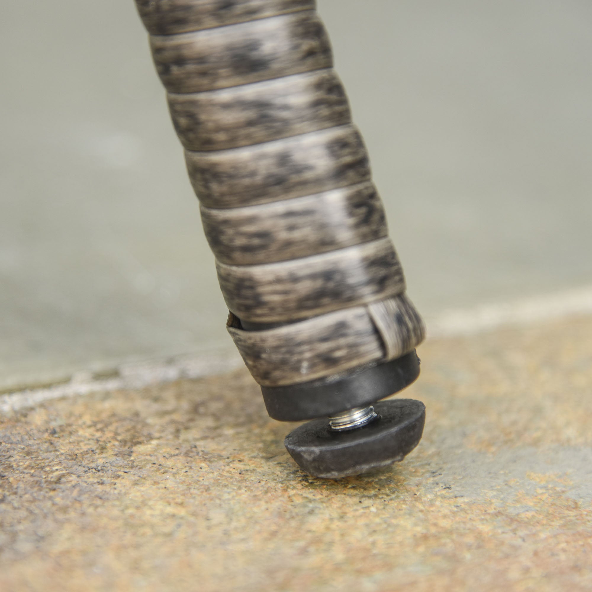 Outsunny Standing Rattan Chair with Trapezoidal Cushion, 352lbs Capacity Egg Chair, Outdoor/Indoor Wicker Lounge Chair for Backyard Garden Balcony Lawn Living Room, Light Grey