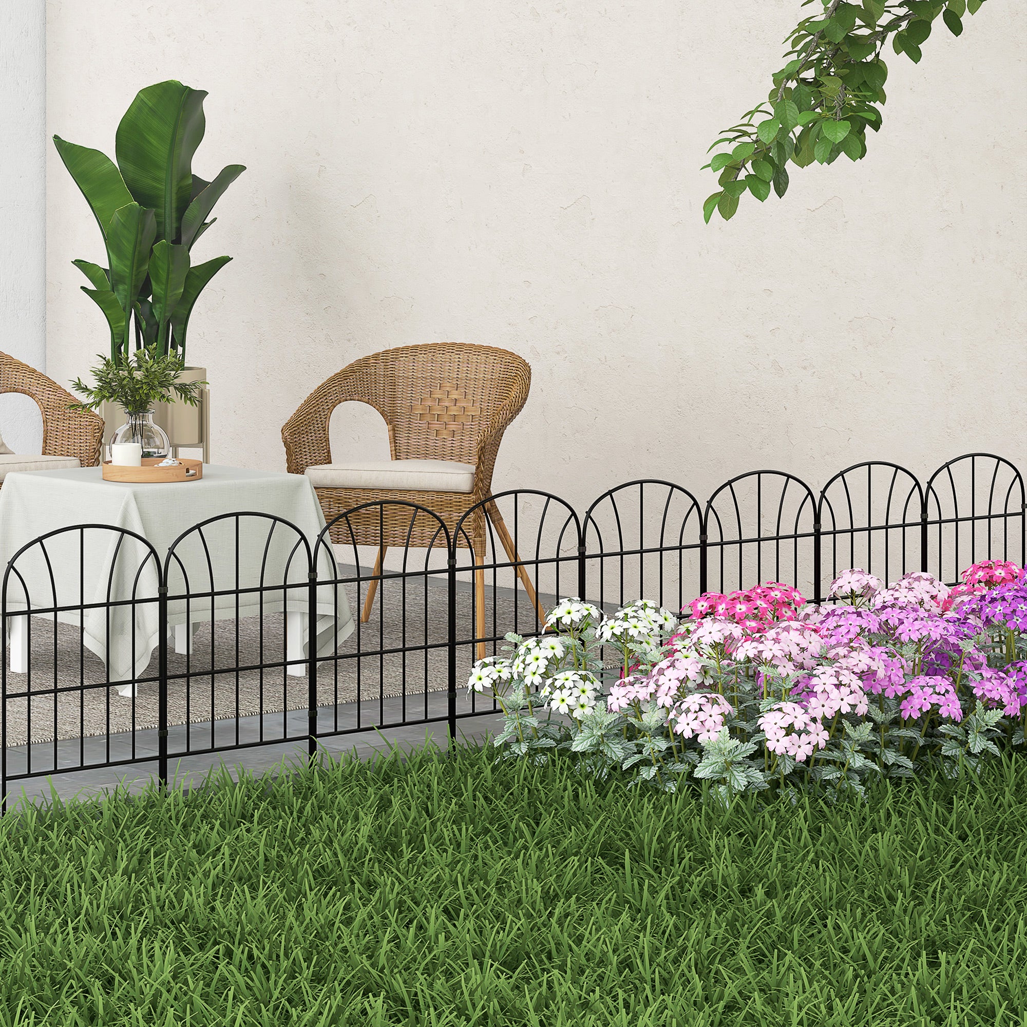 Outsunny 8 Panels Decorative Garden Fence, 24in x 8.7ft Rustproof Metal Wire, No Dig Fencing, Landscape Flower Bed Border Edging Animal Barrier, Black