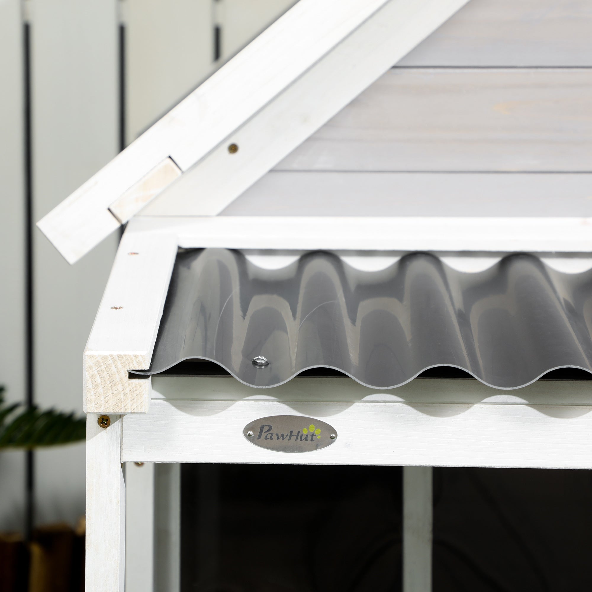 PawHut Wooden Dog House with Porch, Dog House Outdoor with Tilt Roof, Front Door, Windows for Medium Large Sized Dog