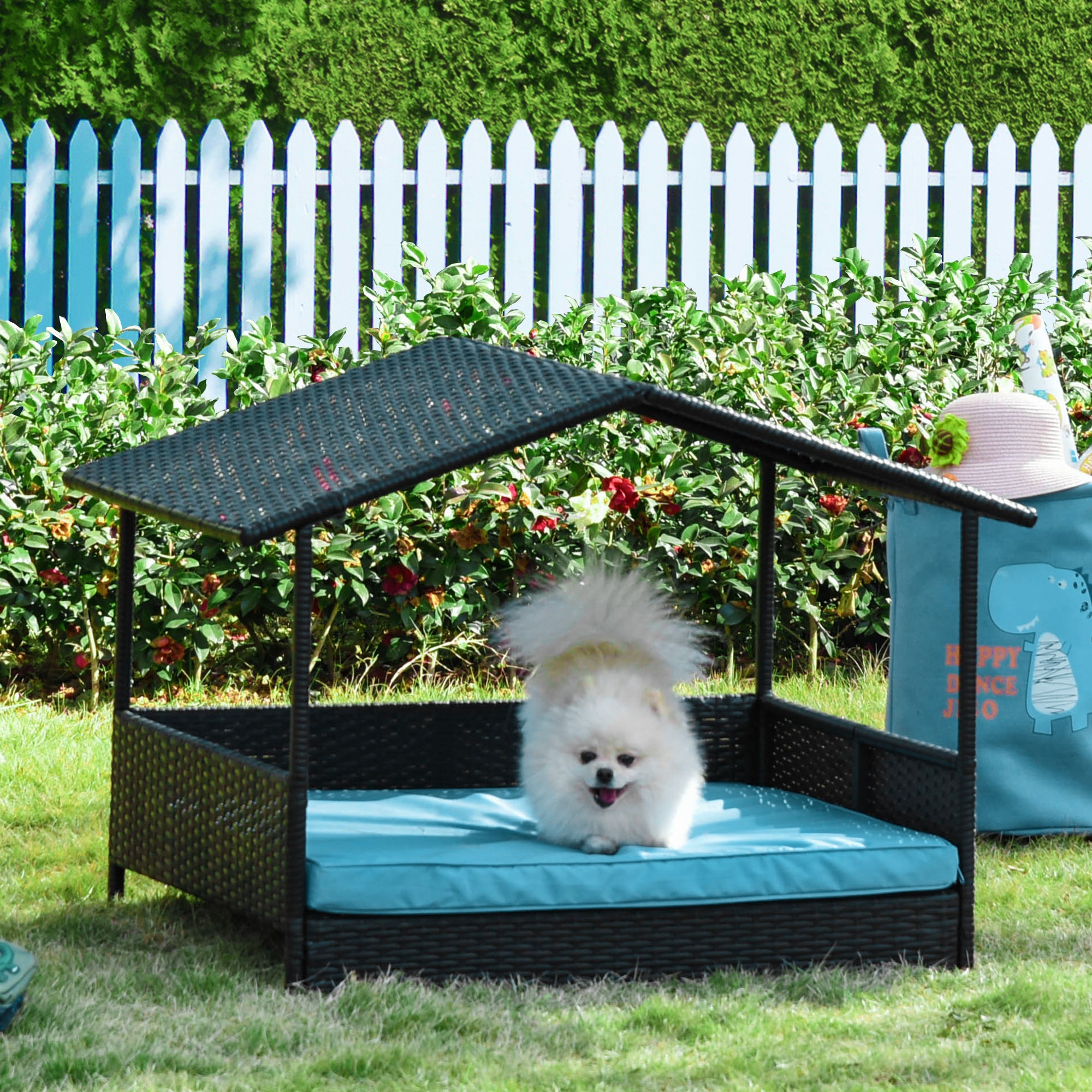 PawHut Elevated Rattan Dog House Outdoor with Canopy, Wicker Dog Bed with Water-Resistant Cushion, for Small and Medium Dogs Blue
