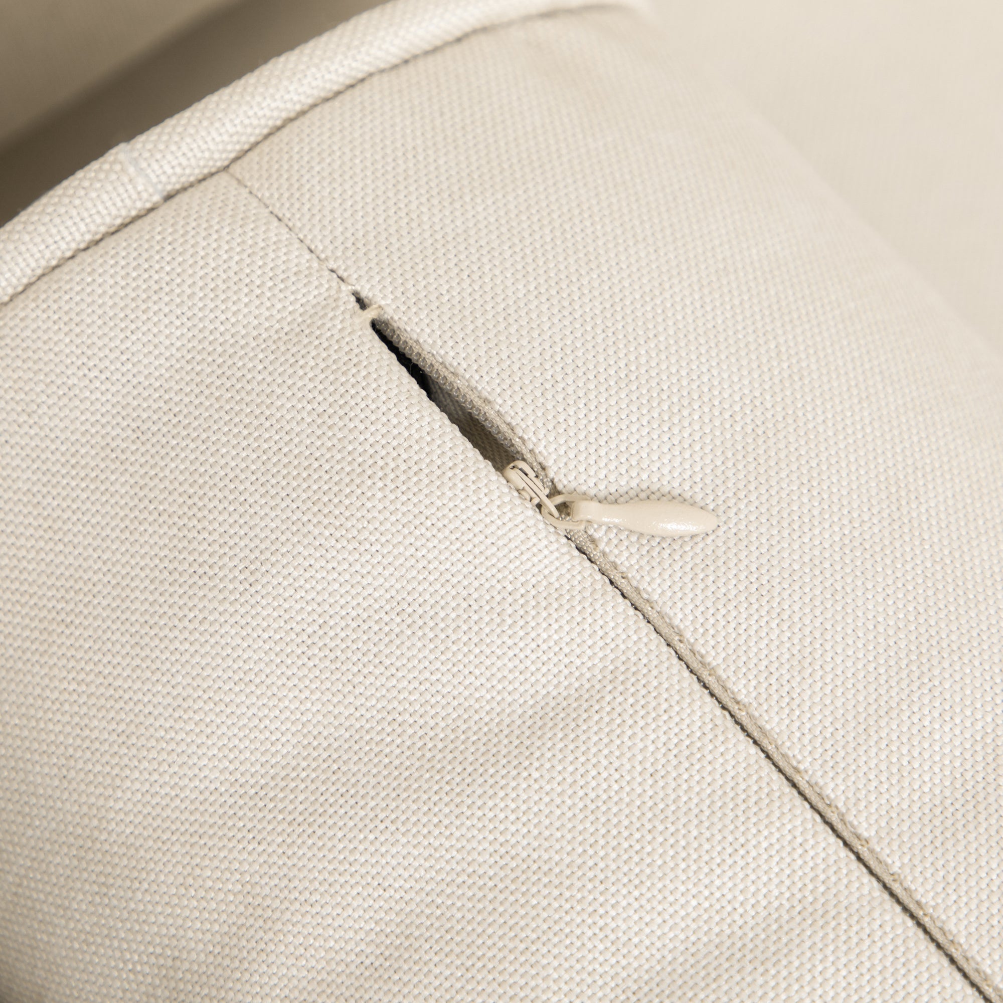 HOMCOM Mid-Century Sofa, Couch with Button-Tufted Back Cushion, Velvet Feel Fabric Upholstery, 2 Cylindrical Pillows and Rubber Wood Legs for Living Room, Cream White