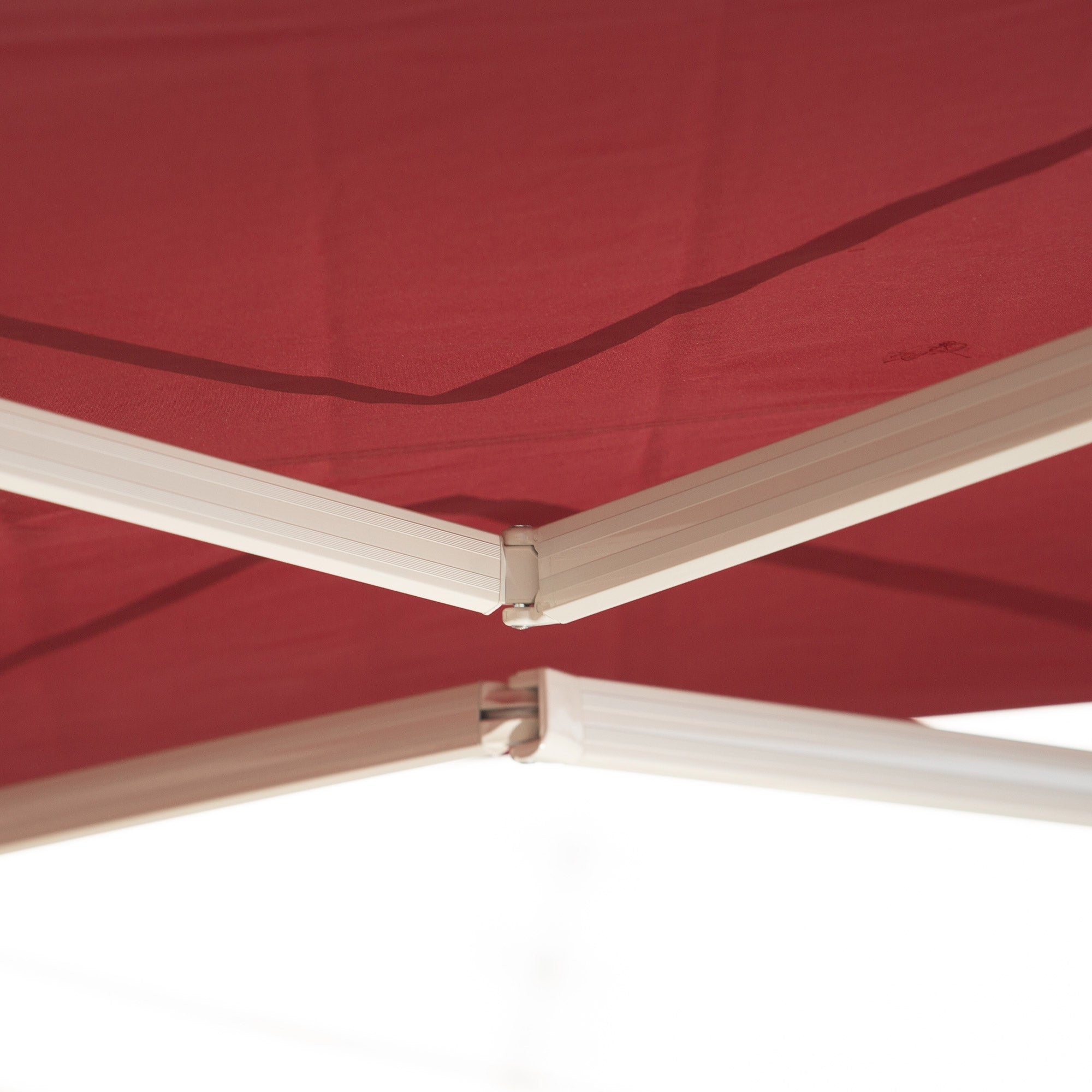 Outsunny 12' x 10' Retractable Awning Patio Sun Shade Shelter with Manual Crank Handle, UV & Water-Resistant Fabric and Aluminum Frame for Deck, Balcony, Yard, Wine Red