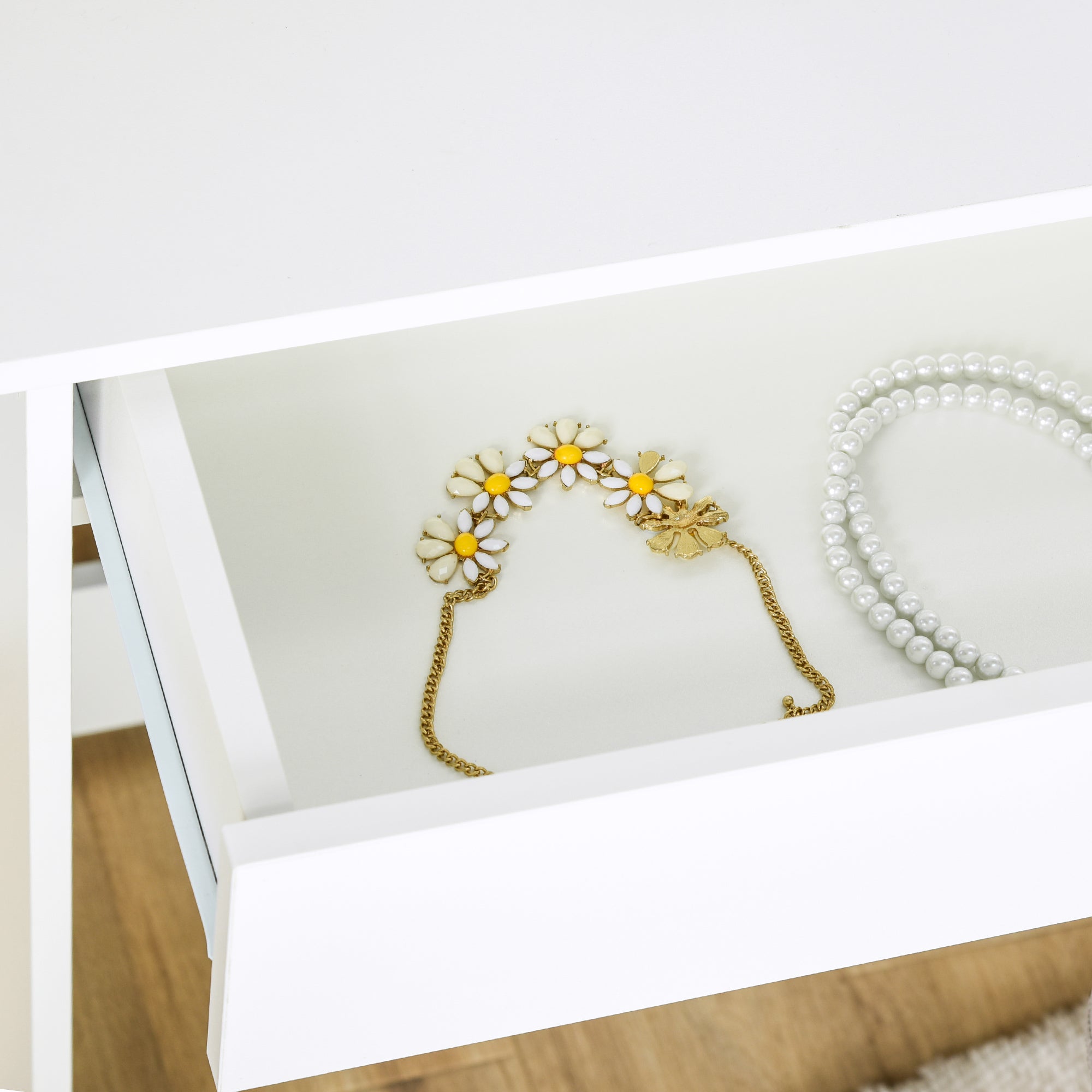 HOMCOM Vanity Table Wood Dressing Table w/ Makeup Mirror, Big Drawers, Open Shelf for Bedroom White