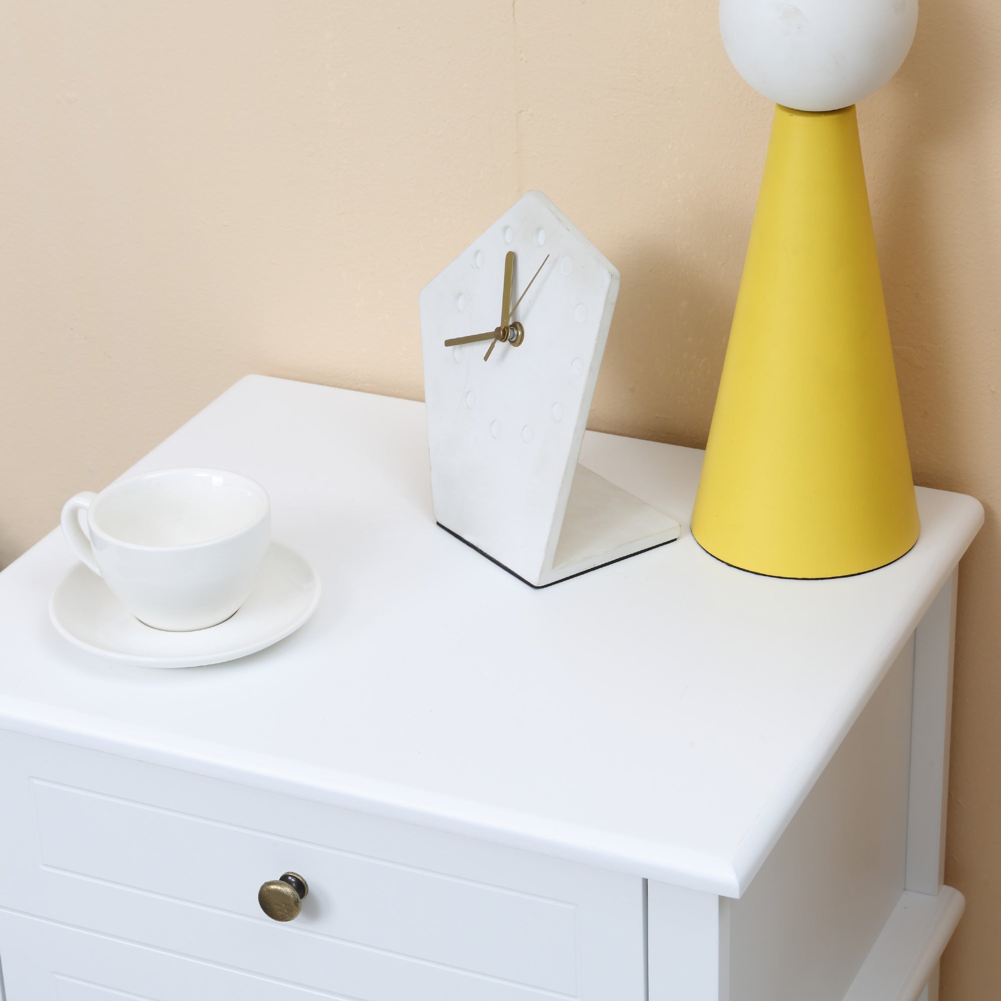 HOMCOM Modern Nightstand, Accent End Side Table with 2 Drawers and Storage Shelf, Bedside Table for Bedroom, White
