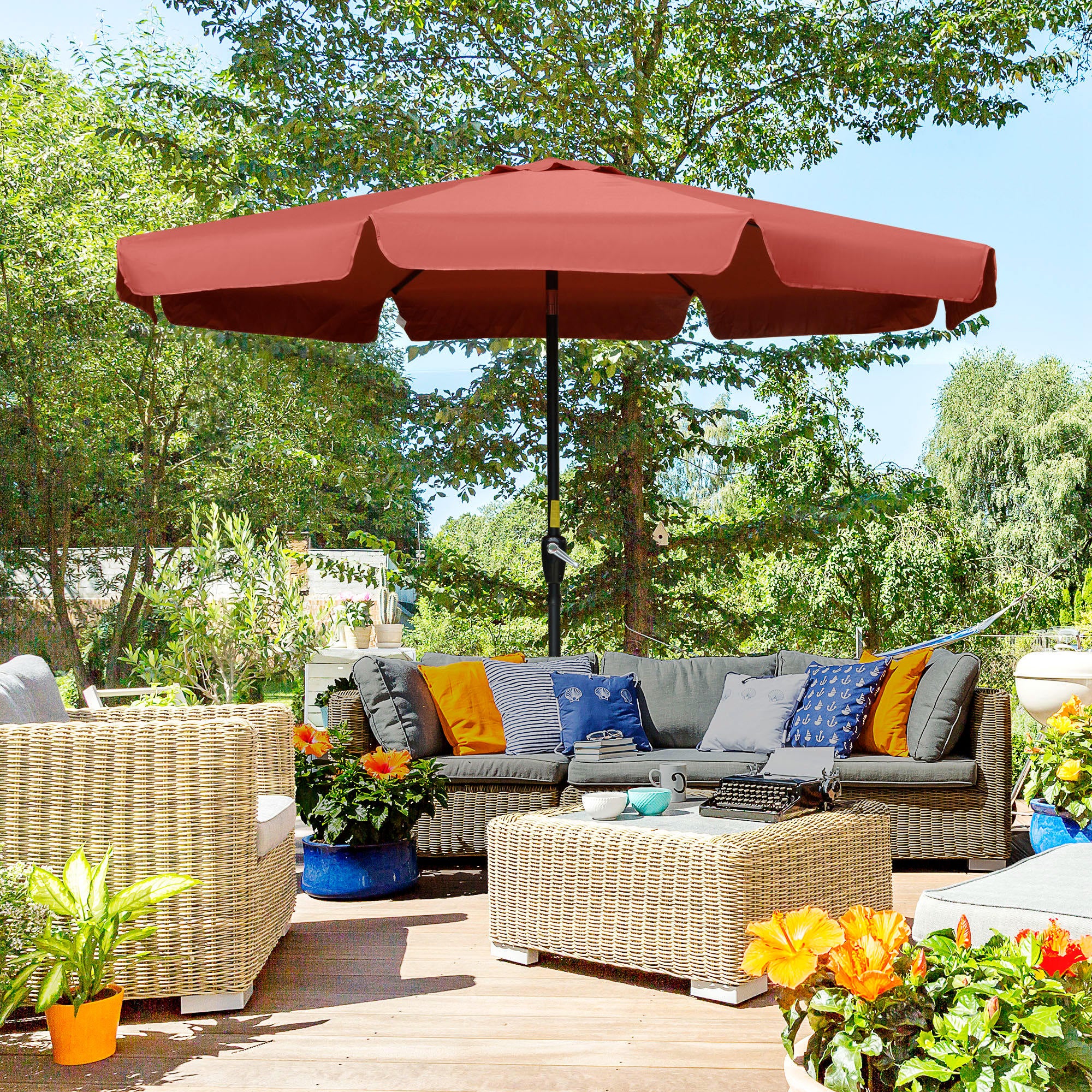 Outsunny 8.5 ft Outdoor Patio Umbrella with Tilt, Round Market Table Umbrella with Ruffles, Aluminium Pole, Crank, Top Vent for Garden, Backyard, Deck, Wine Red