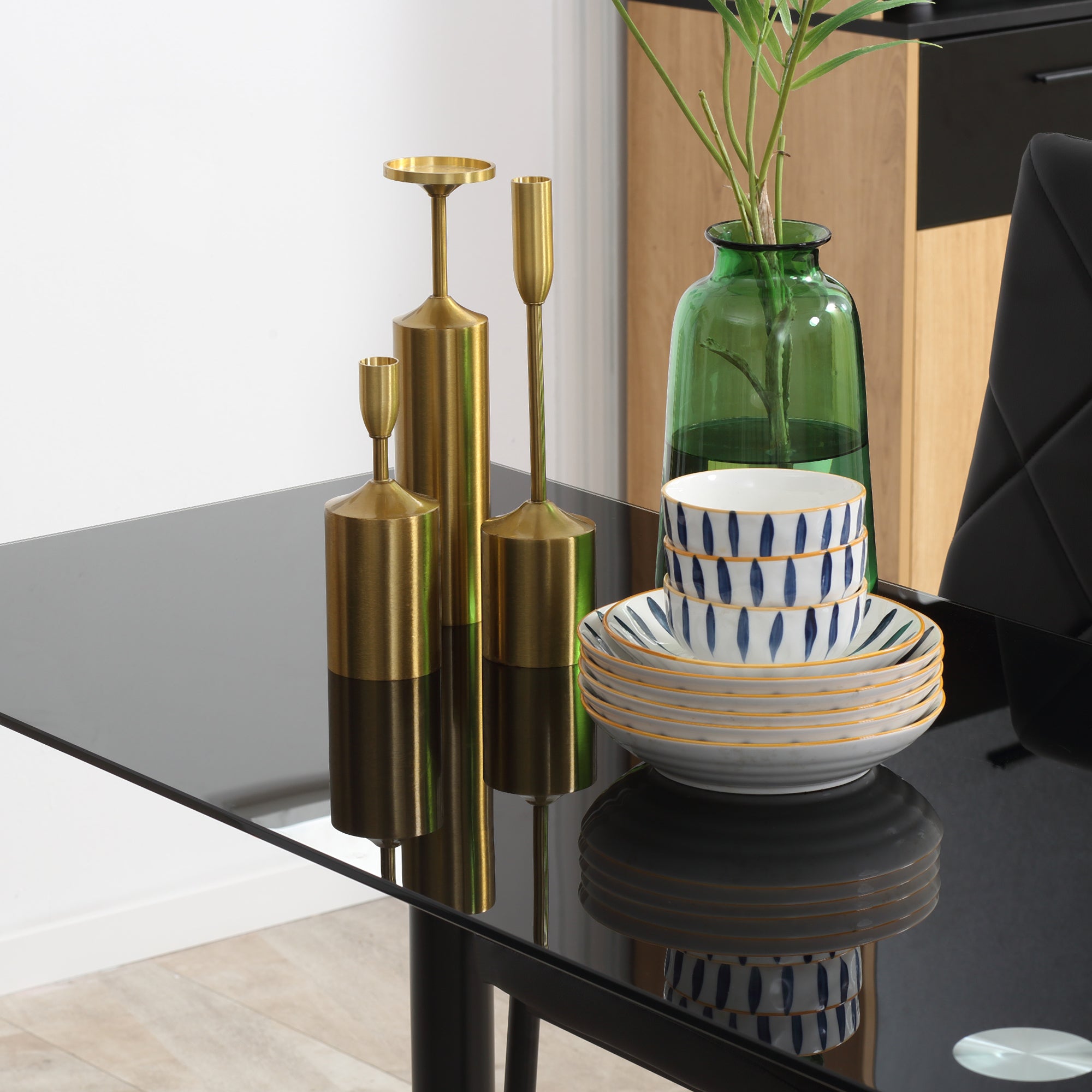 HOMCOM Modern Dining Table Set for 4, Space-Saving 5 Pieces Kitchen Table Set with PU Leather Upholstered Chairs, Glass Table Top and Steel Frame, Black