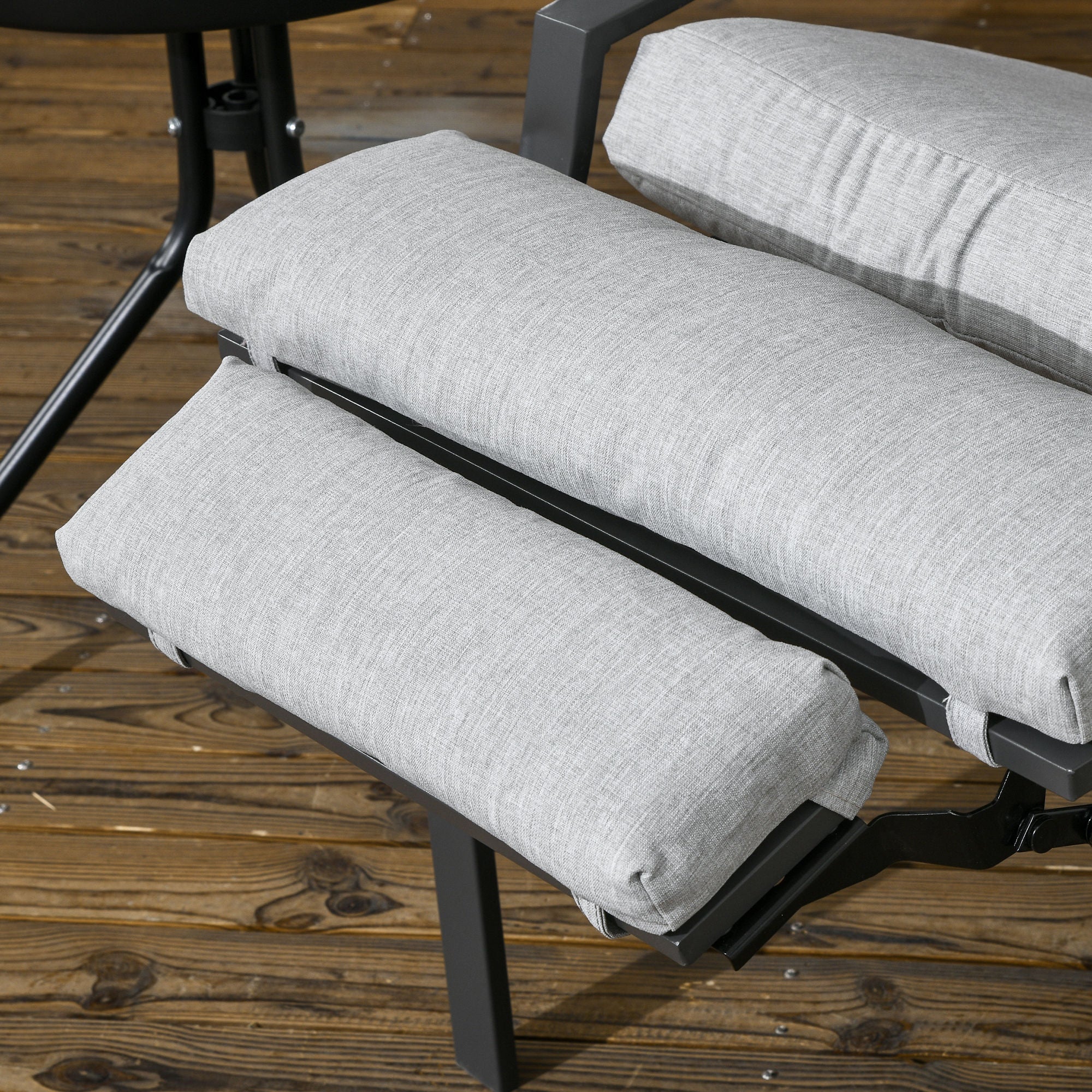Outsunny Outdoor Rattan Recliner Chair Patio Adjustable Wicker Sofa Armchair Garden Relaxing Lounge Seat with Retractable Footrest and Cushion, Light Grey