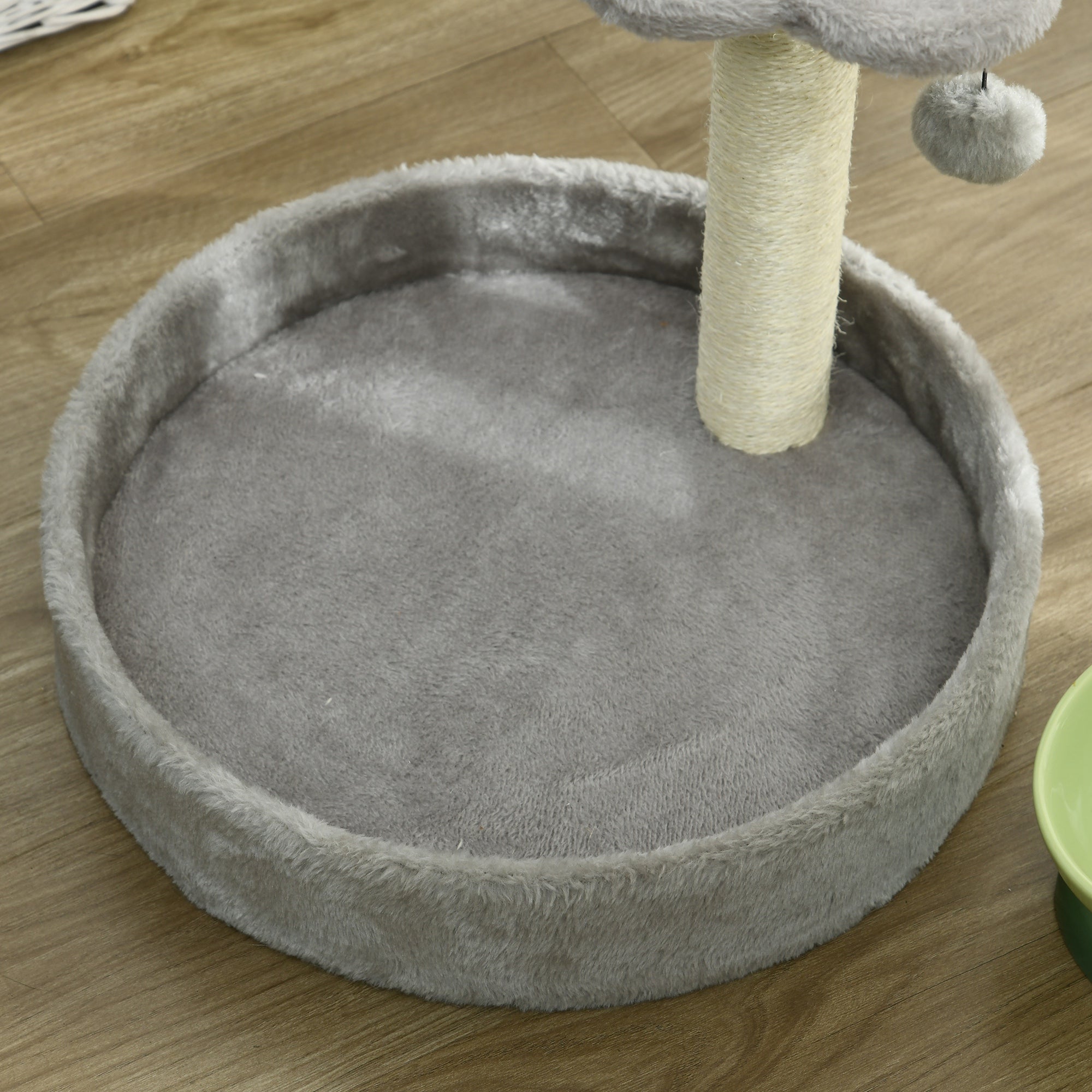 PawHut Cat Tree, 44cm Cat Tower, Cat Tree for Indoor Cats, with Sisal Cat Scratching Post, Platforms, Toy Ball - Light Grey