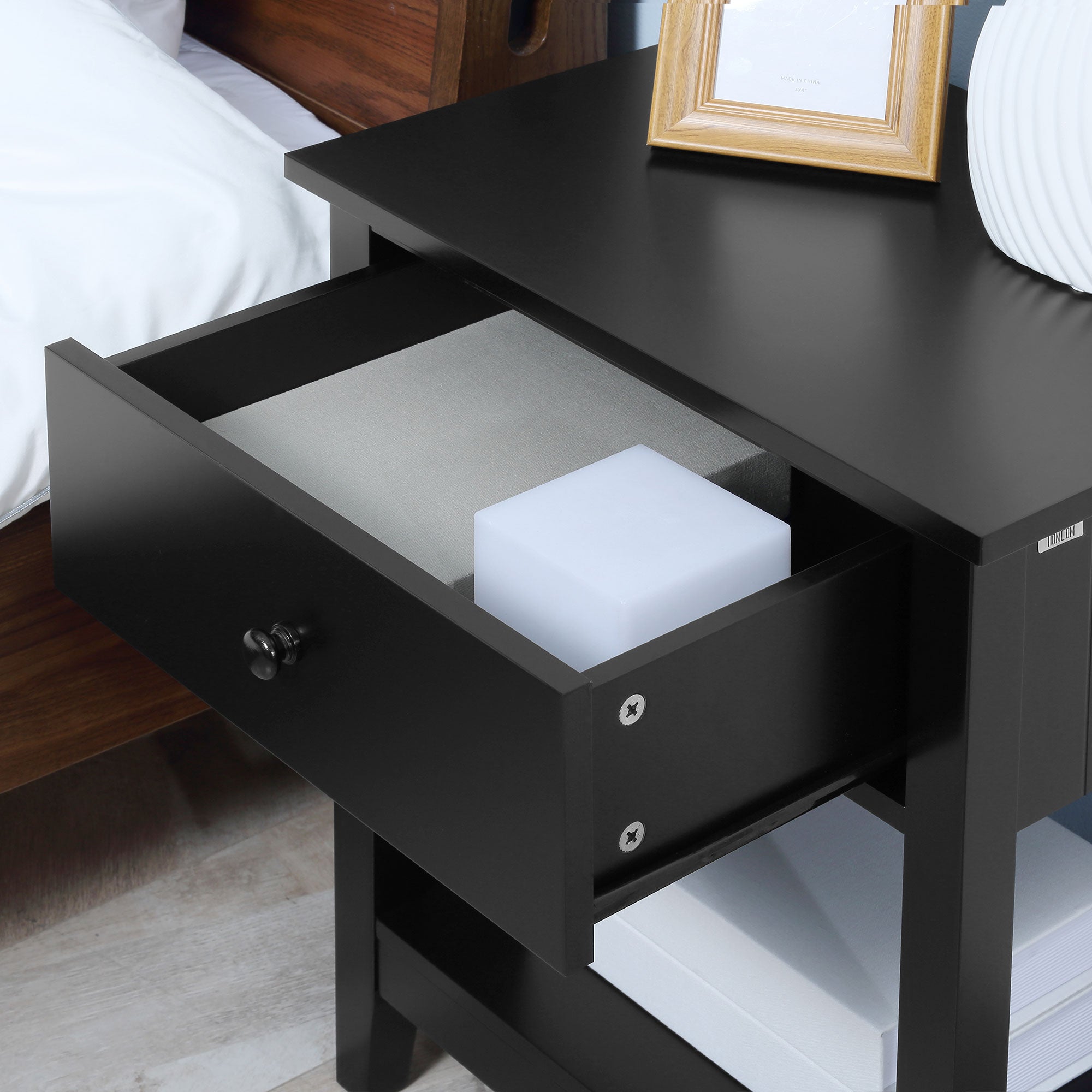 HOMCOM Modern Style Nightstand, Side Table with Drawer and Storage Shelf for Bedroom, 19.7" x 13.8" x 23.6", Black