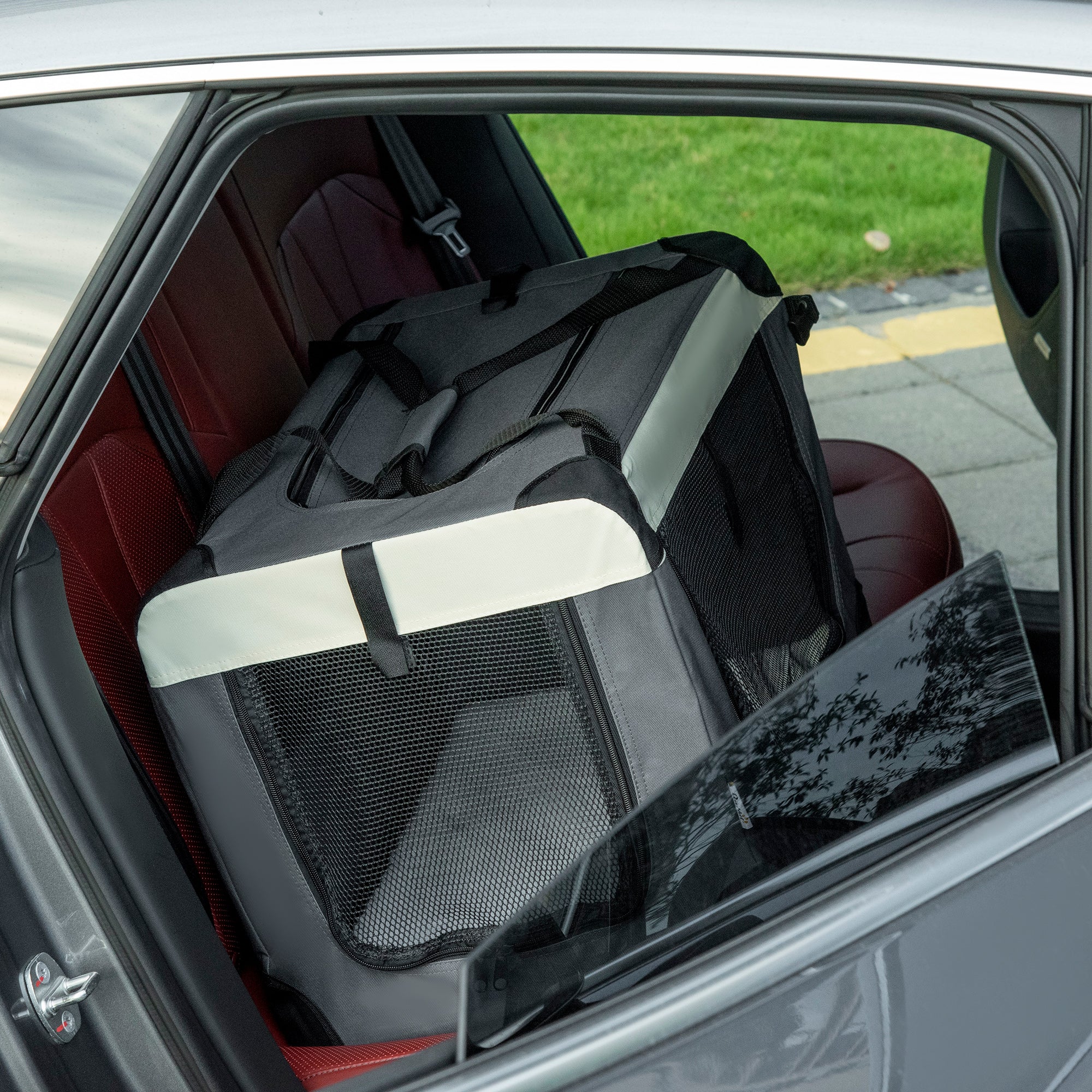 PawHut 24" Foldable Pet Carrier, Portable Cat Carrier with Removable Mat, Breathable Mesh, Soft Side Pet Travel Crate for Cat & Miniature Dogs, Grey