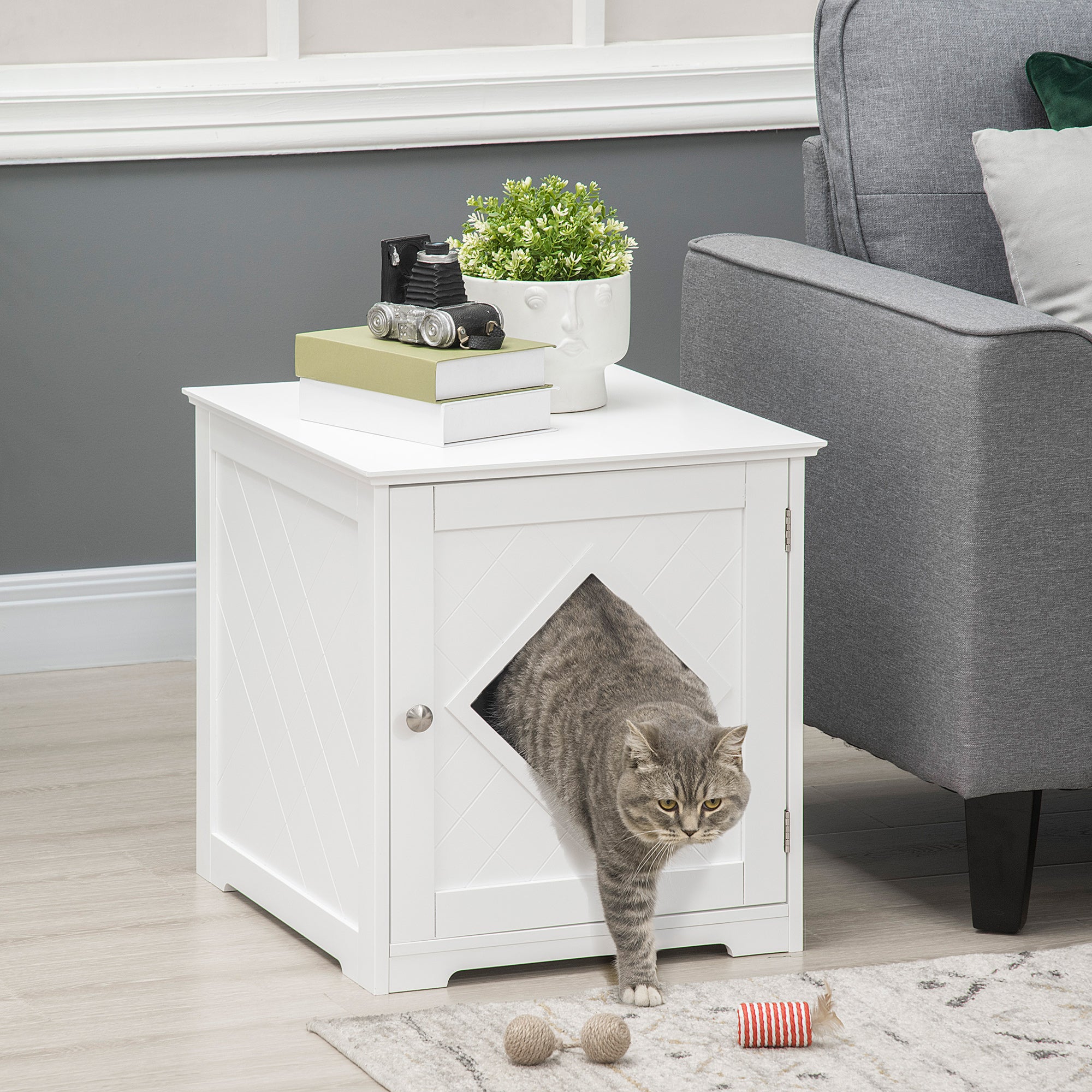 PawHut Cat Litter Box Enclosure End Table, Indoor Cat Washroom with Magnetic Door, Hidden Litter Box Nightstand with Large Tabletop, Easy Assembly, White