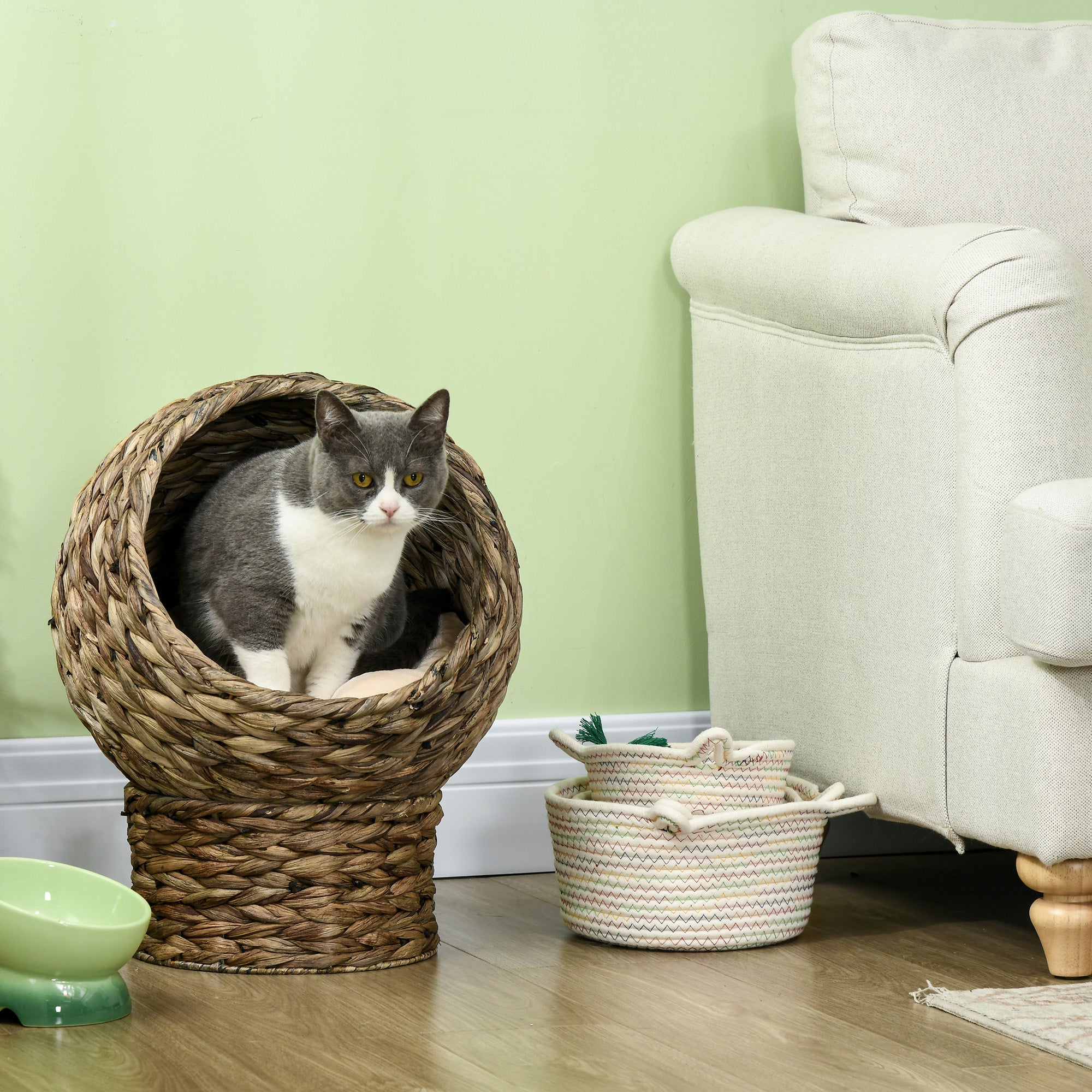 PawHut Woven Banana Leaf Elevated Cat Bed Wicker Kitten Basket Pet Den. House Cosy Cave with Soft Cushion Dome 42x33x52cm Grey