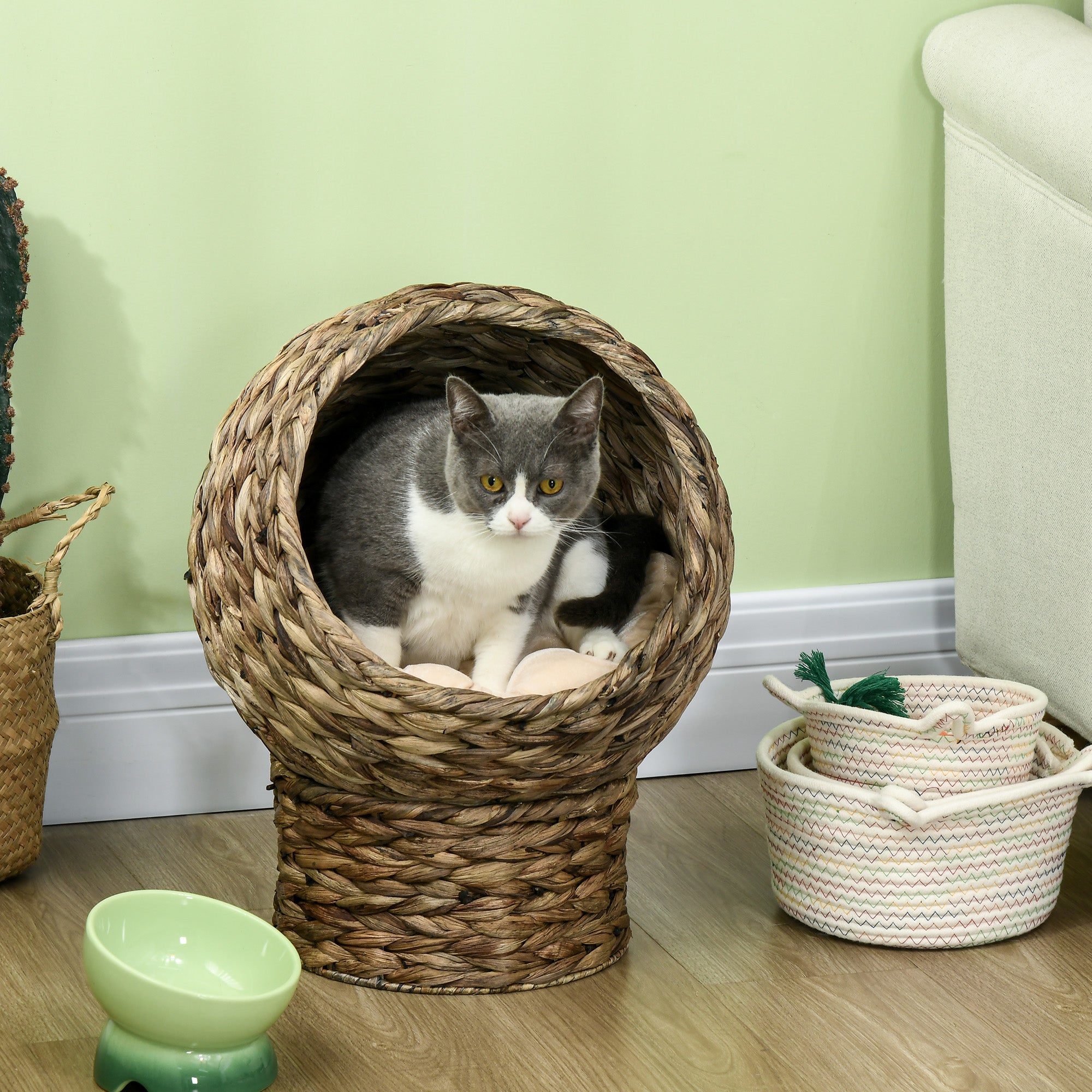PawHut Woven Banana Leaf Elevated Cat Bed Wicker Kitten Basket Pet Den. House Cosy Cave with Soft Cushion Dome 42x33x52cm Grey