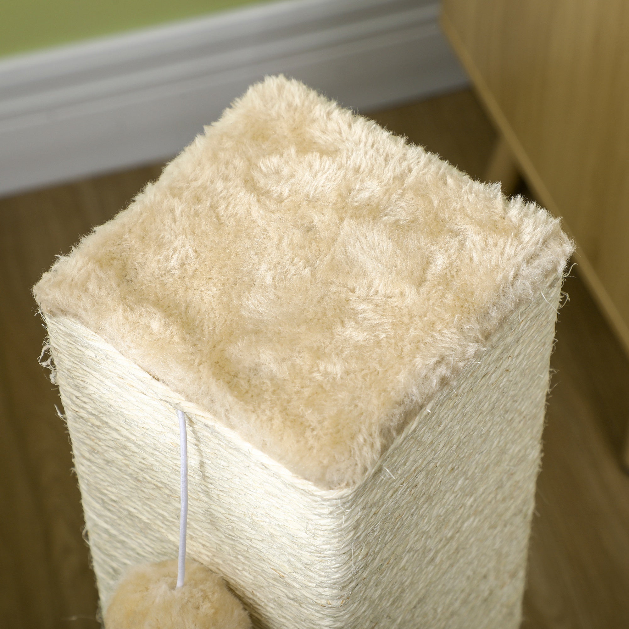 PawHut Cat Tree Scratching Post for Indoor Cats 79cm Jute Scratcher Climber w/ Carpet Base Dangling Toy Self Grooming Brush – Beige