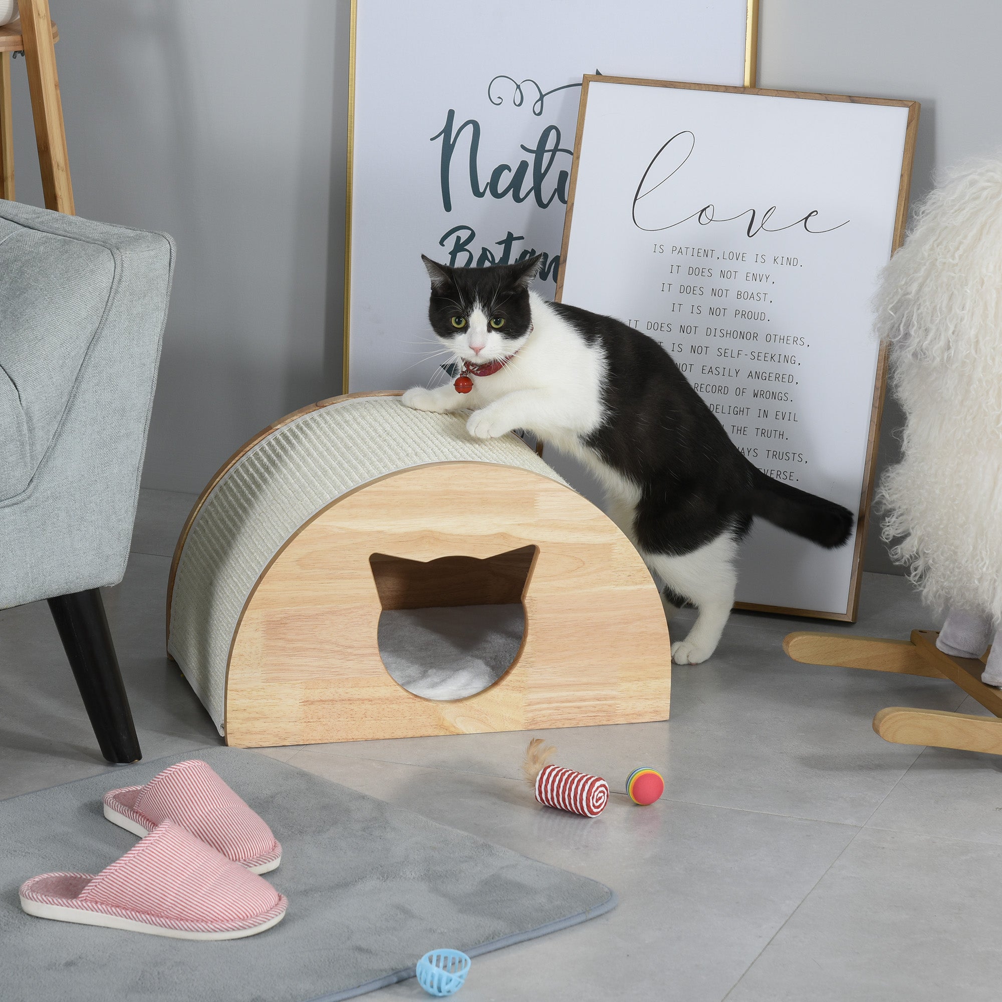 PawHut Wooden Cat House Kitten Condo with Cat-Shaped Entrance Sisal Scratching Carpet Soft Cushion, Natural