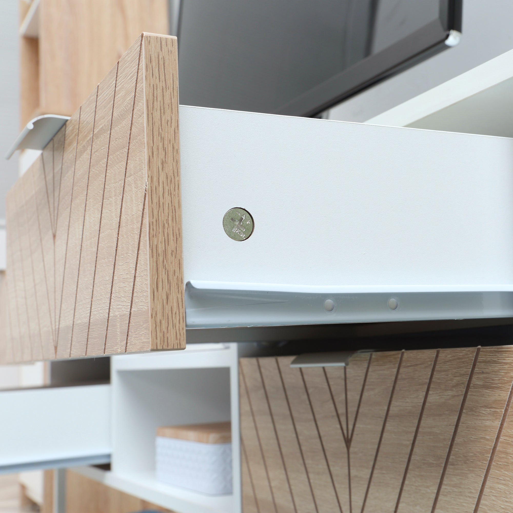 HOMCOM Modern TV Stand for TVs up to 47 inches, Media Console Table with Open Storage Shelves and Drawers for Living Room, White