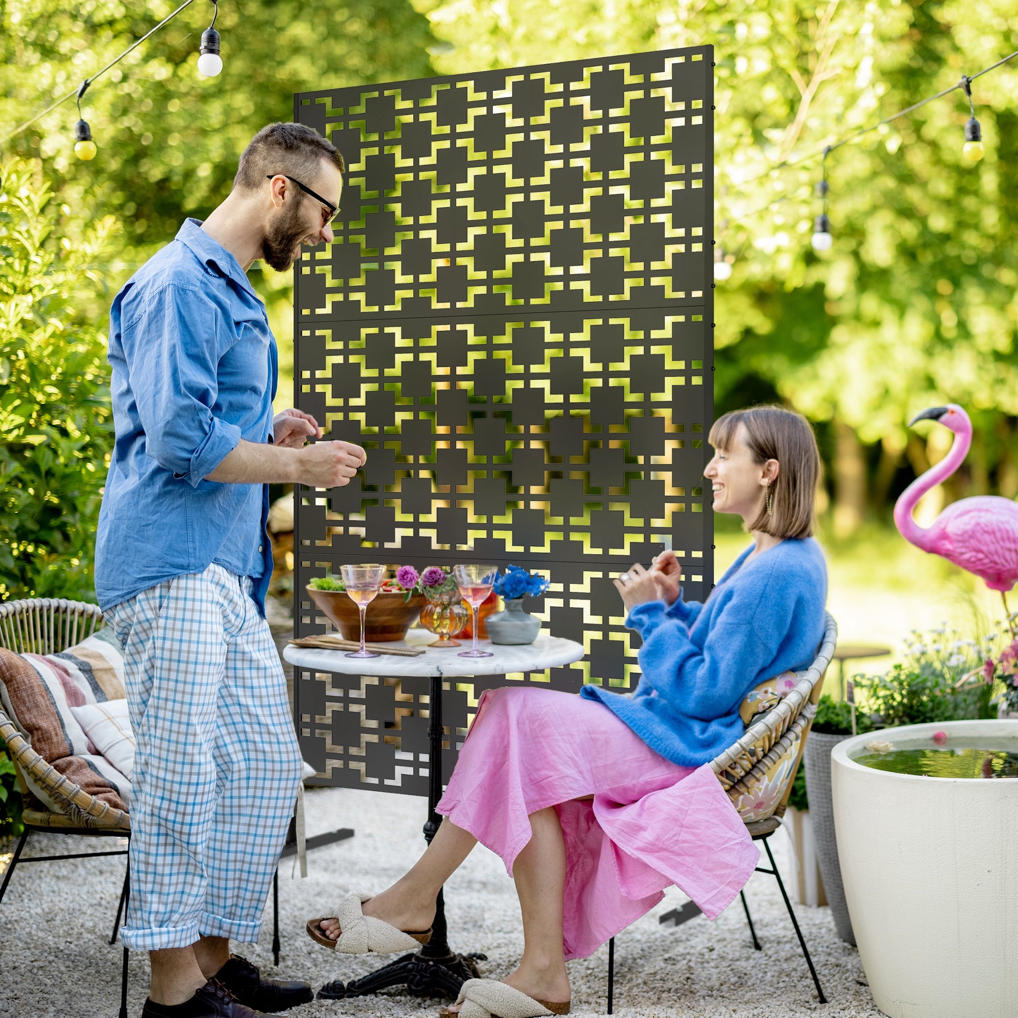 Outsunny Metal Outdoor Privacy Screen, Decorative Outdoor Divider with Stand and Expansion Screws, Freestanding Privacy Panel for Garden, Backyard, Deck, Pool, Grid Style