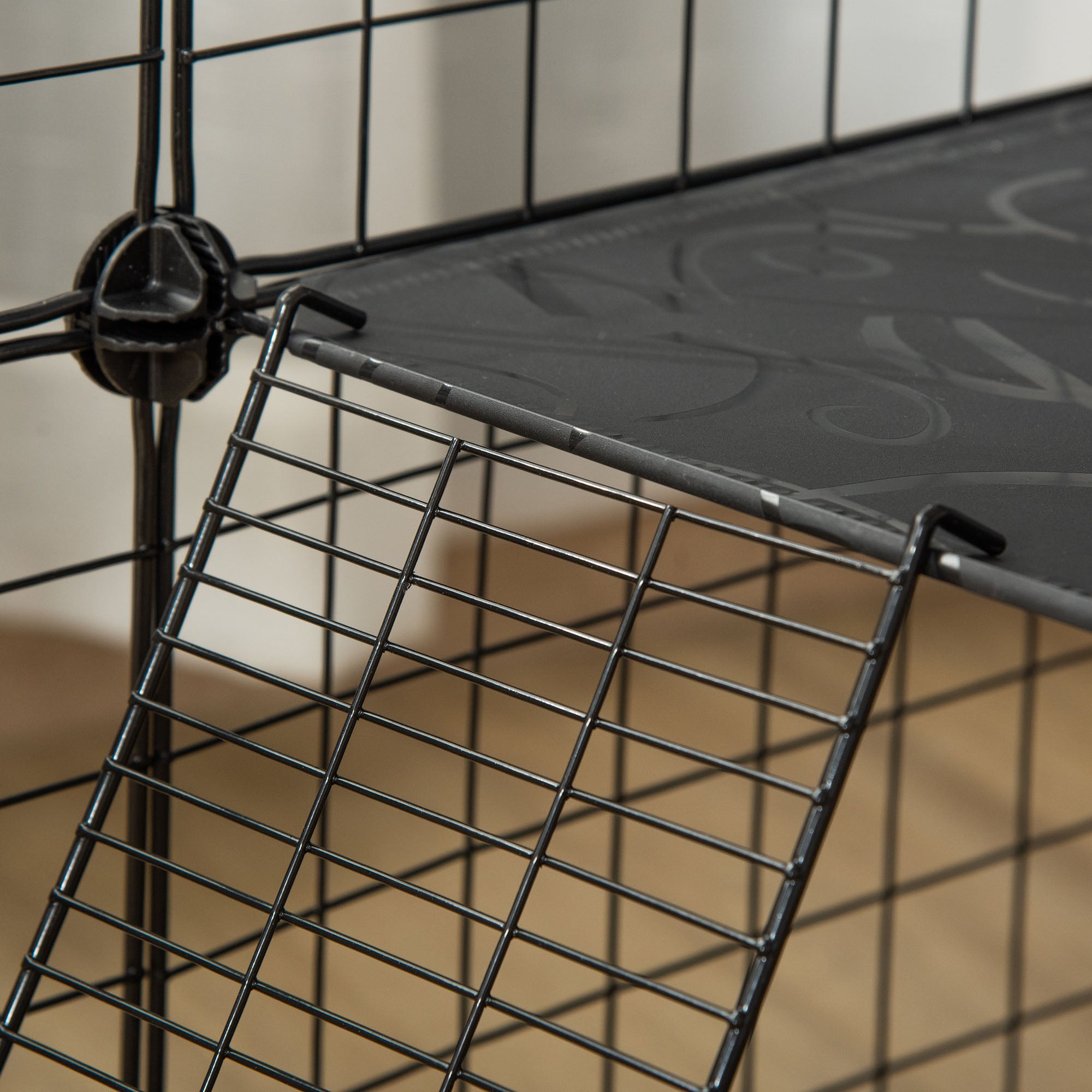 PawHut Small Animal Cage Rabbit Cage with Door, Guinea Pig Playpen, Small Animal Fence for Bunny, Chinchilla, Freret, Chinchilla, Indoor and Outdoor Use, Total 31 Panels, 41.3" x 41.3" x 27.6"