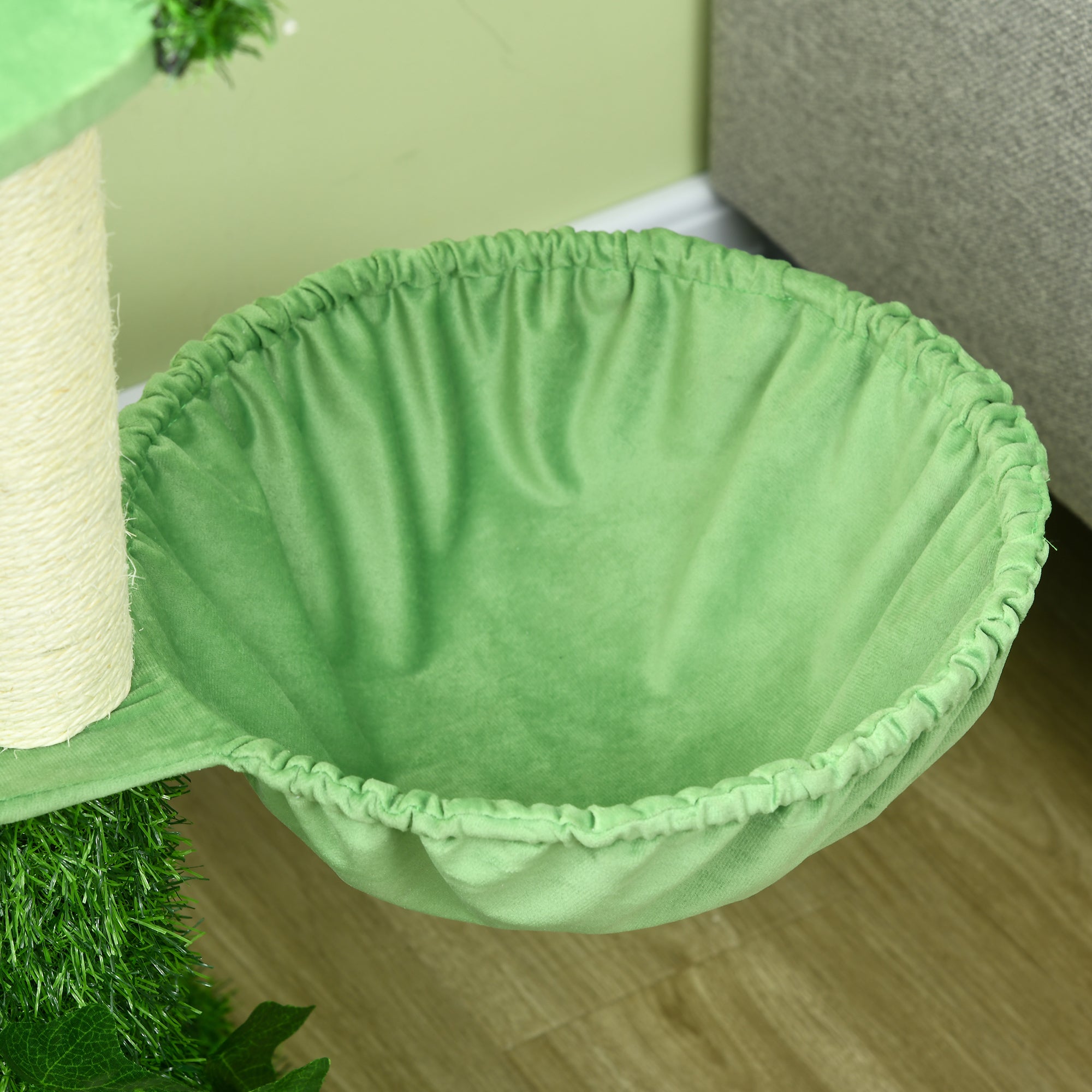 PawHut 77cm Cat Tree for Indoor Cats with Green Leaves, Multiple Levels, Cat Climbing Tree with Sisal Scratching Posts, Perch Hammock, Condo - Green