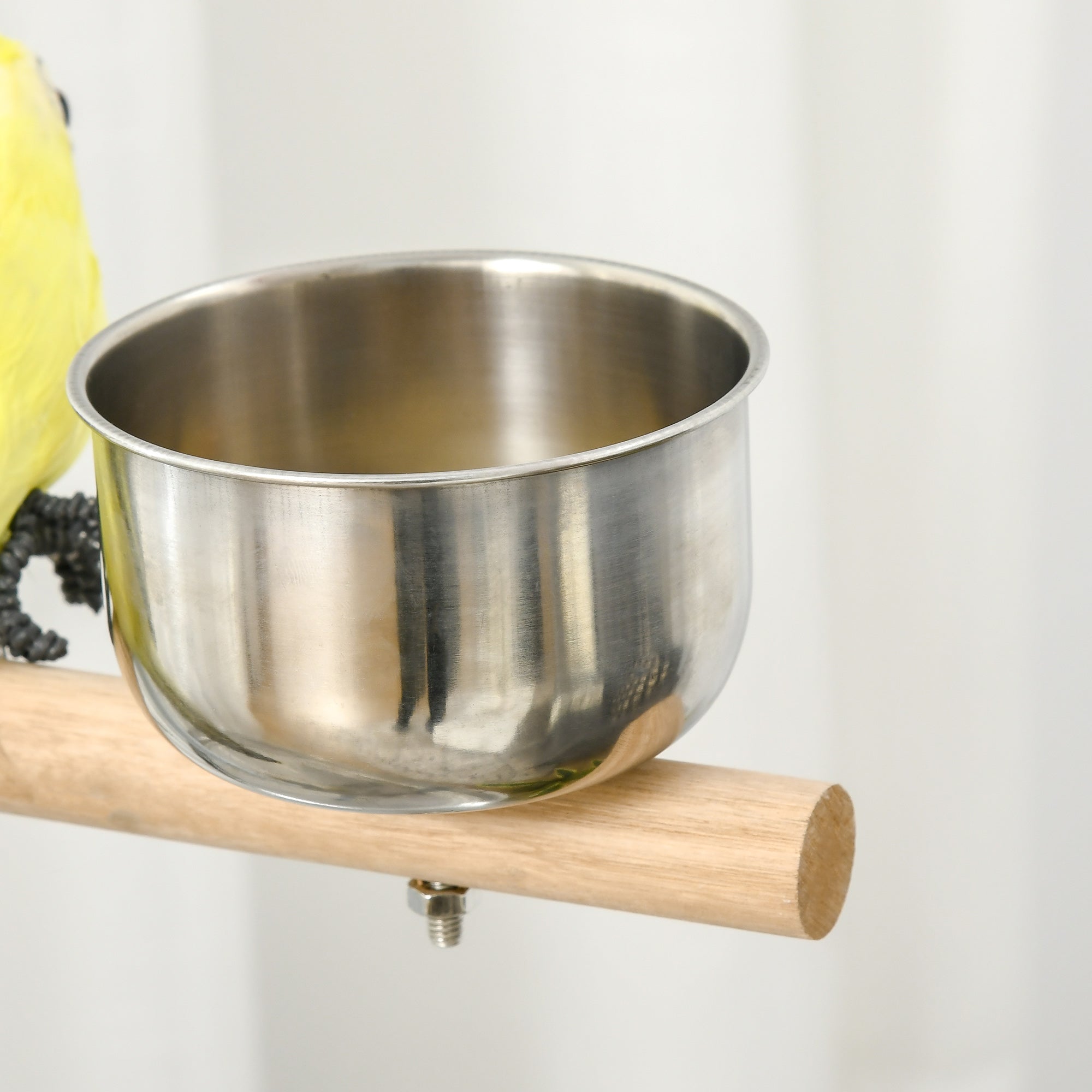 PawHut Rolling Parrot Stand with Lightweight Design, Metal Bird Stand with Wheels, Wooden Parrot Perch Stand, Stainless Steel Bird Food Bowls, Pure White