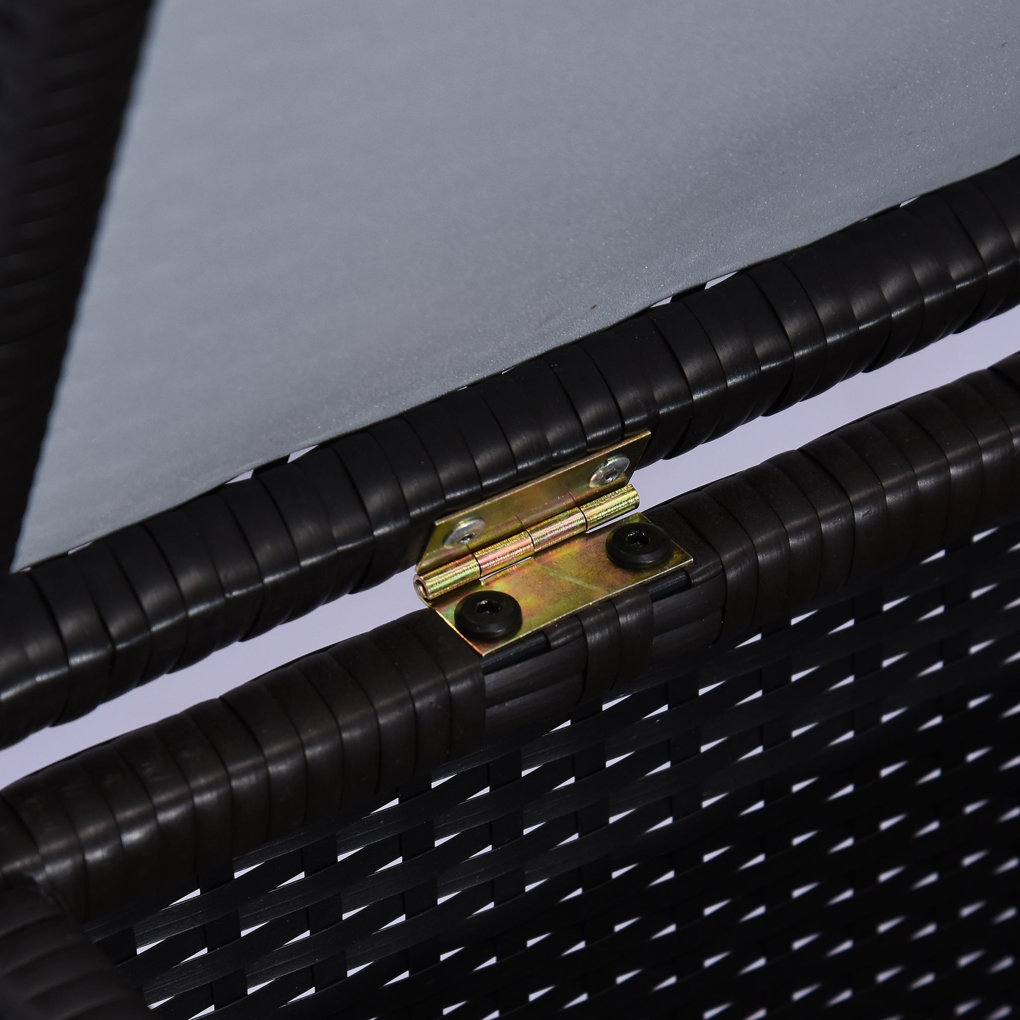 Outsunny 44.5x17x22inch Outdoor Deck Rattan Storage Box Wicker Home Furniture Indoor Storing Unit with Lid Coffee