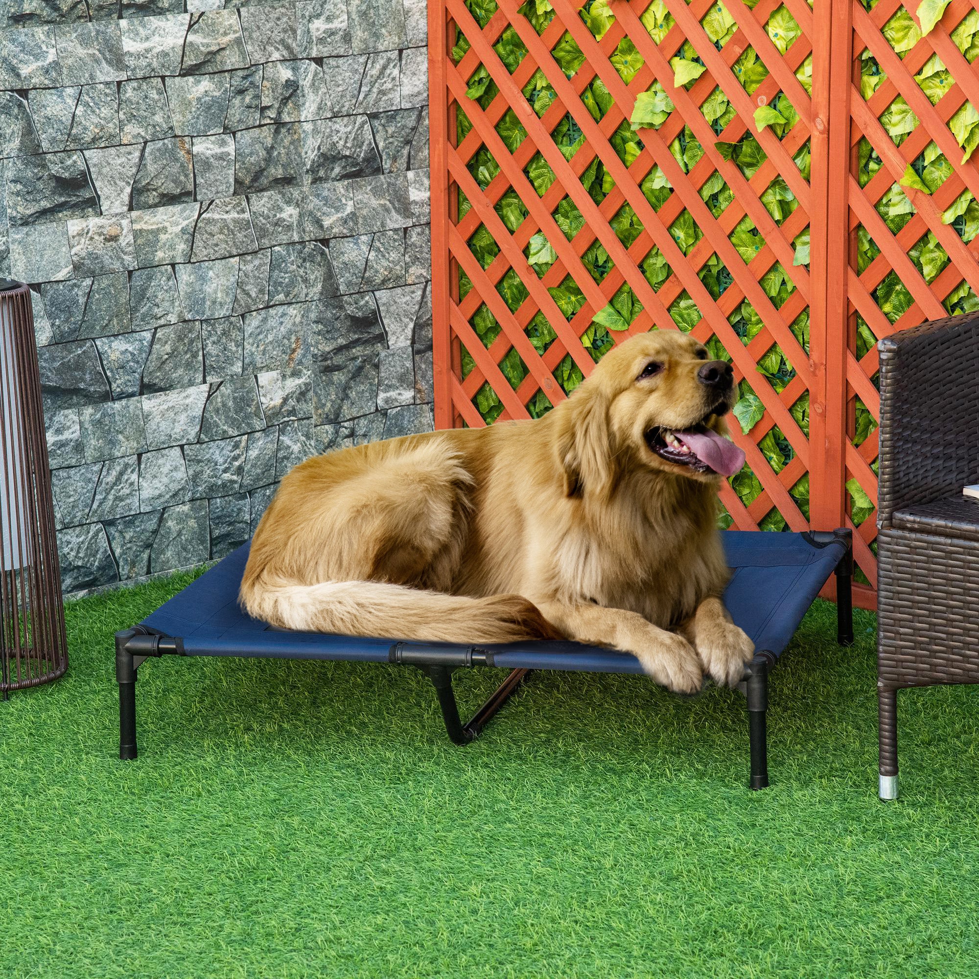 PawHut Elevated Dog Bed, Raised Dog Cot for XL Sized Dogs, Indoor & Outdoor, 36" x 30" x 7", Blue