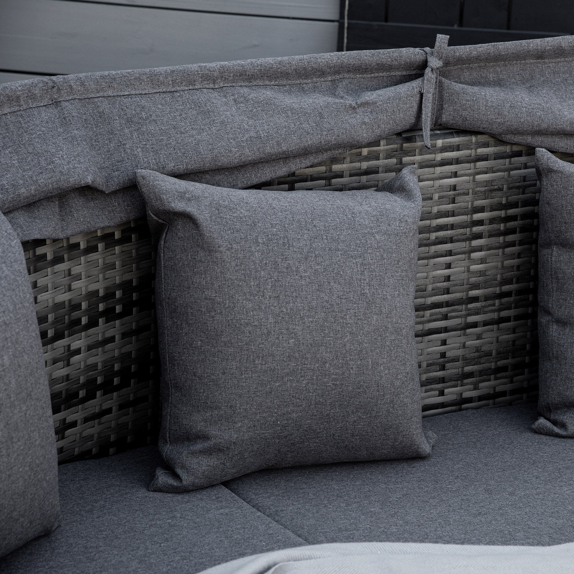 Outsunny 4 Pieces Rattan Daybed Patio PE Wicker Round Furniture Outdoor Rattan Garden Lounge Sofa Sets Sectional Conversation Set with Canopy, Cushions, & Pillows, Grey