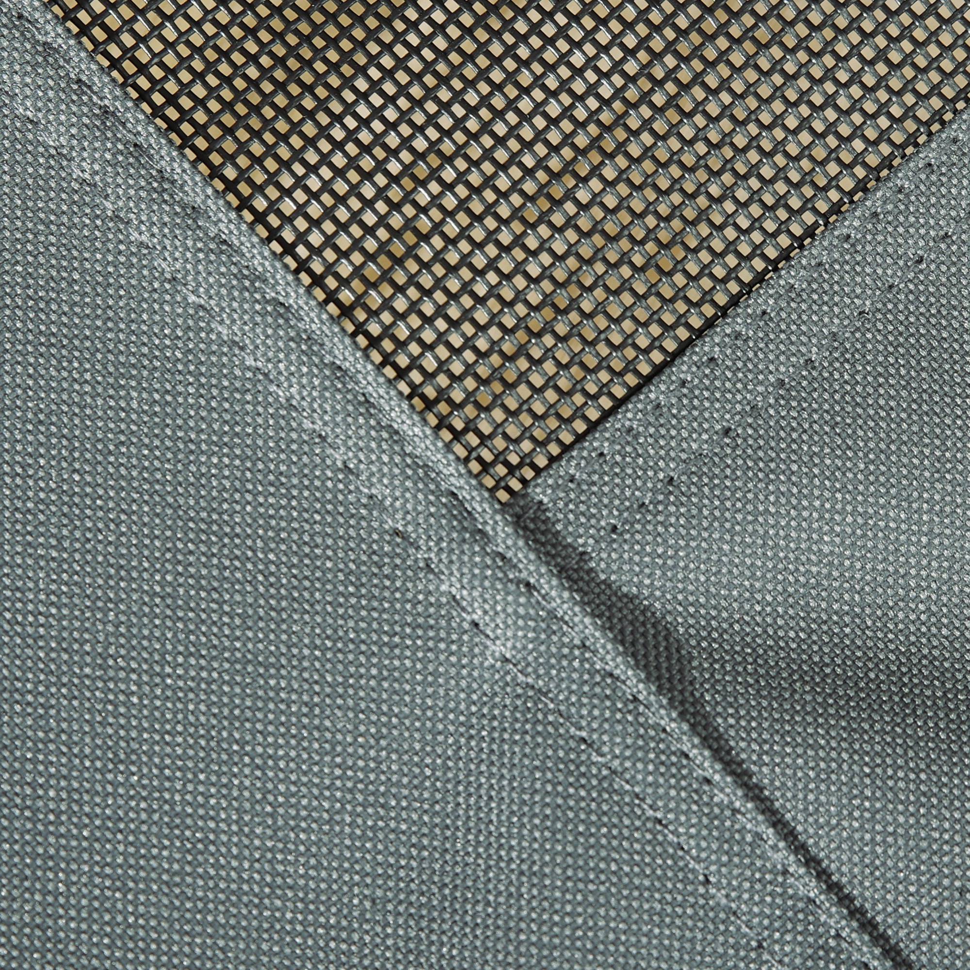 PawHut Elevated Dog Bed with Canopy, Portable Raised Dog Cot for M Sized Dogs, Indoor & Outdoor, 30" x 24" x 29", Grey