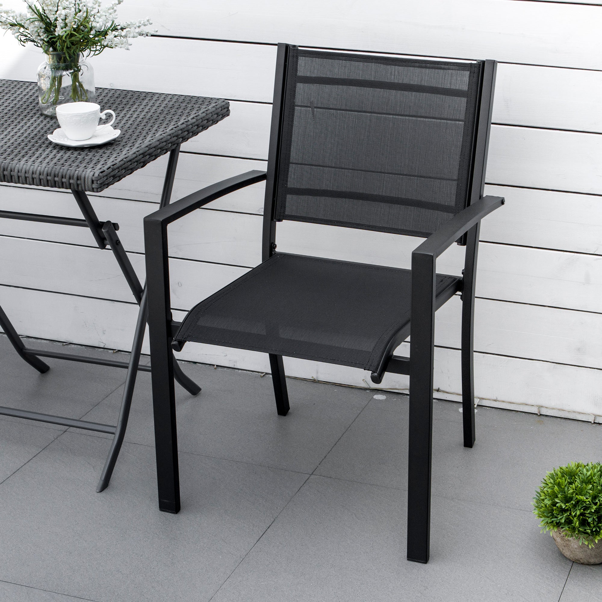 Outsunny Set of 2 Patio Dining Chair Outdoor Mesh Seat Heavy Duty Stackable Garden Bistro Chairs Yard Home Furniture Black