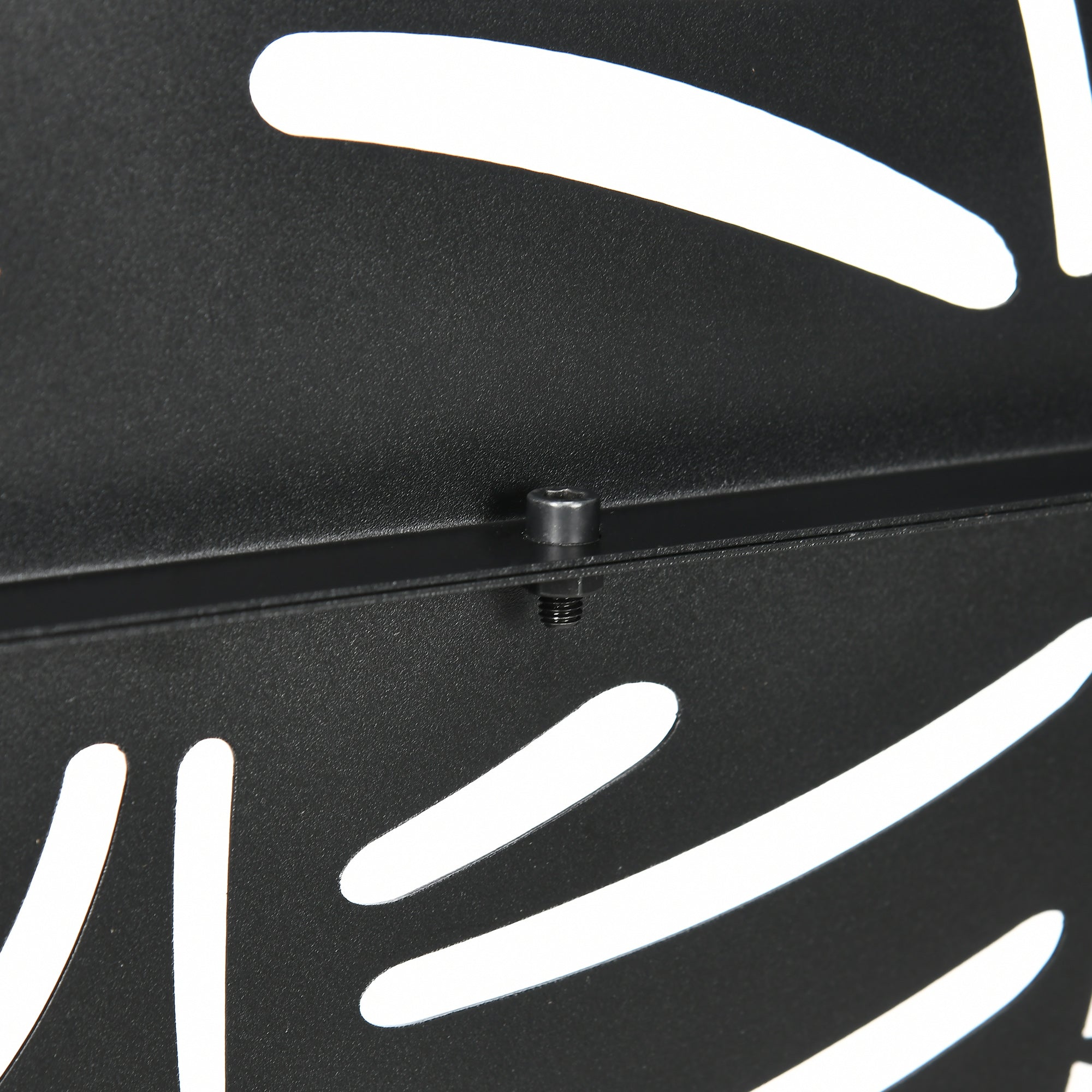 Outsunny Metal Outdoor Privacy Screen, Decorative Outdoor Divider with Stand and Expansion Screws, Freestanding Privacy Panel for Garden Deck Pool Hot Tub, Willow Branch Style