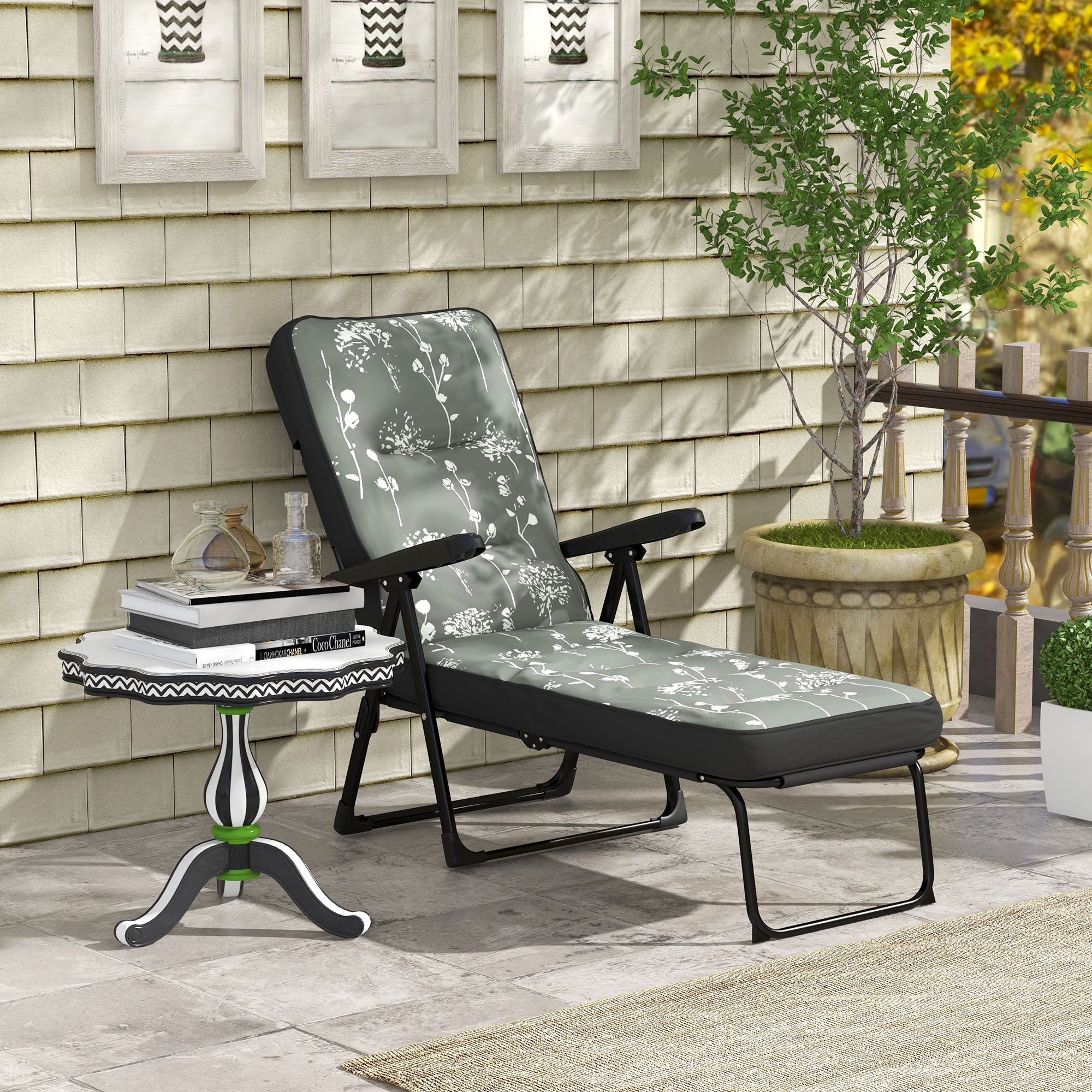Outsunny Outdoor Lounge Chair with Padded Cushion, Folding Reclining Patio Garden Chair with Recline Back, Footrest, for Poolside, Patio, Grey