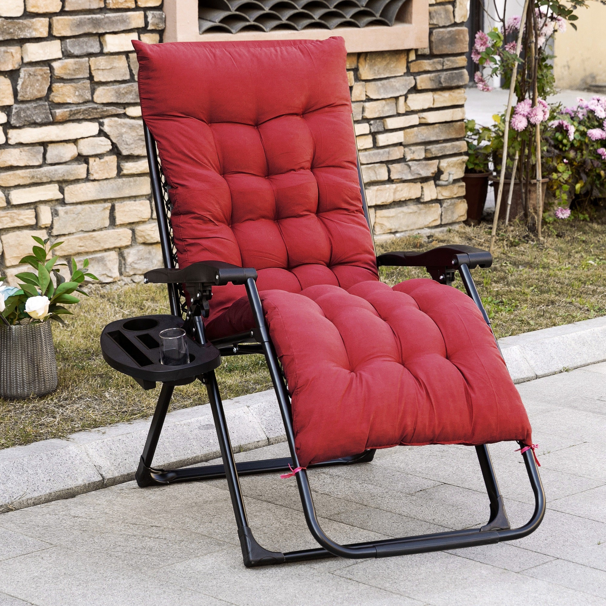 Outsunny Padded Zero Gravity Chair, Folding Recliner Chair, Patio Lounger with Cup Holder, Adjustable Backrest, Removable Cushion for Outdoor, Patio, Deck, and Poolside, Red