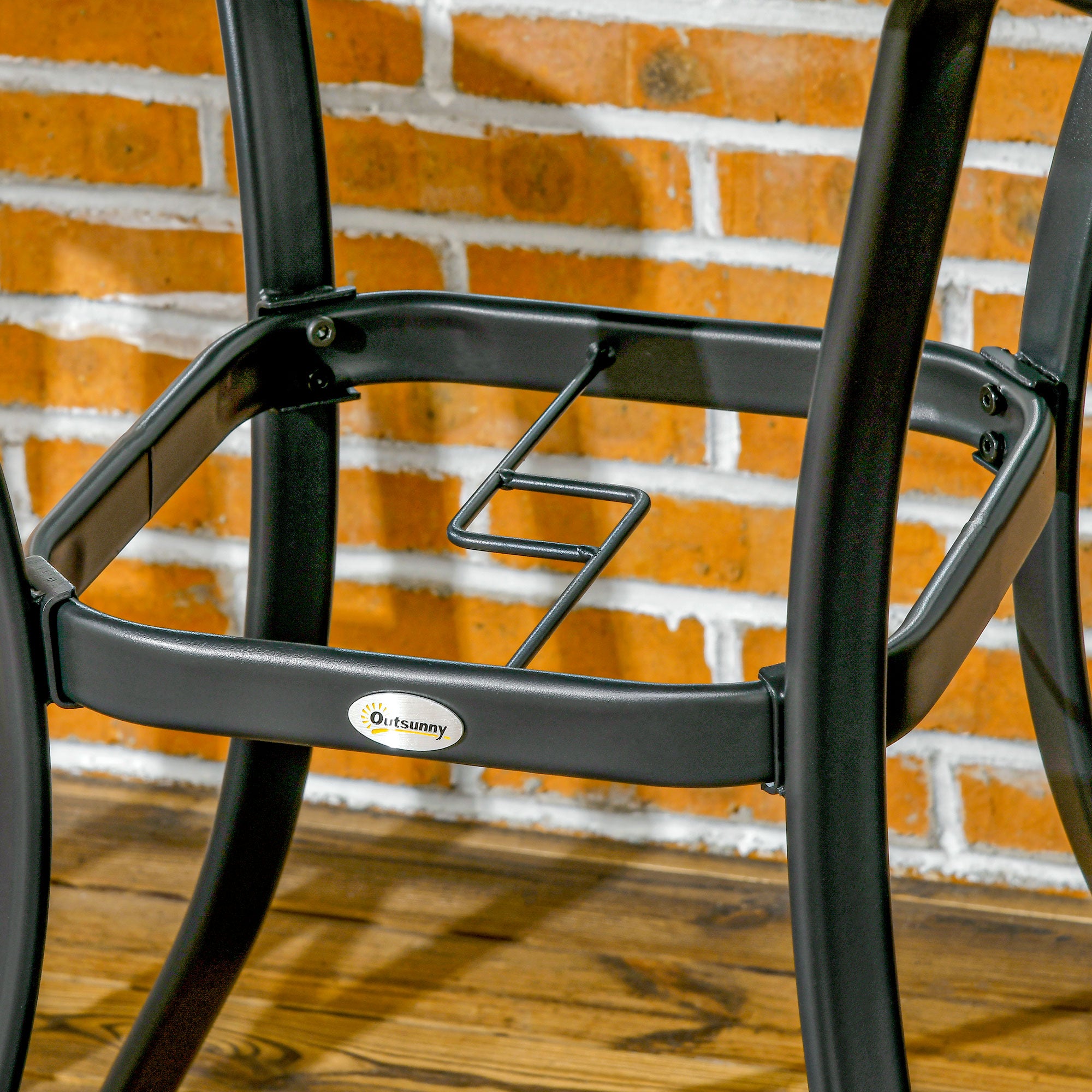 Outsunny Patio Wicker Dining Table with Umbrella Hole, 34 Inch Outdoor PE Rattan Coffee Table with Plastic Board Under the Woven Table Top for Patio, Garden, Balcony, Black