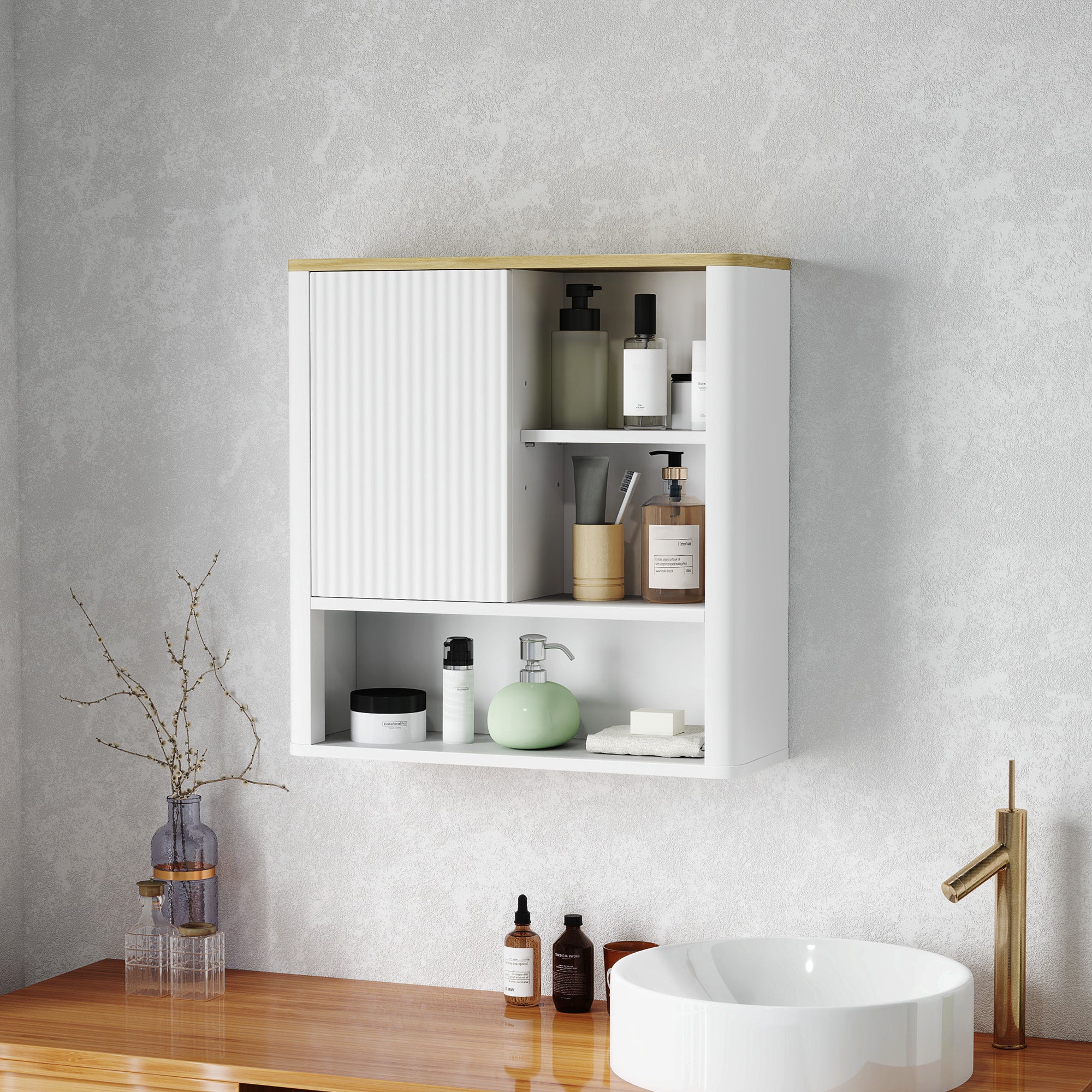 HOMCOM Medicine Cabinet with Adjustable Shelves, Bathroom Wall Cabinet with Fluted Panel Door, Bathroom Cabinet with Curved Profile Design, White