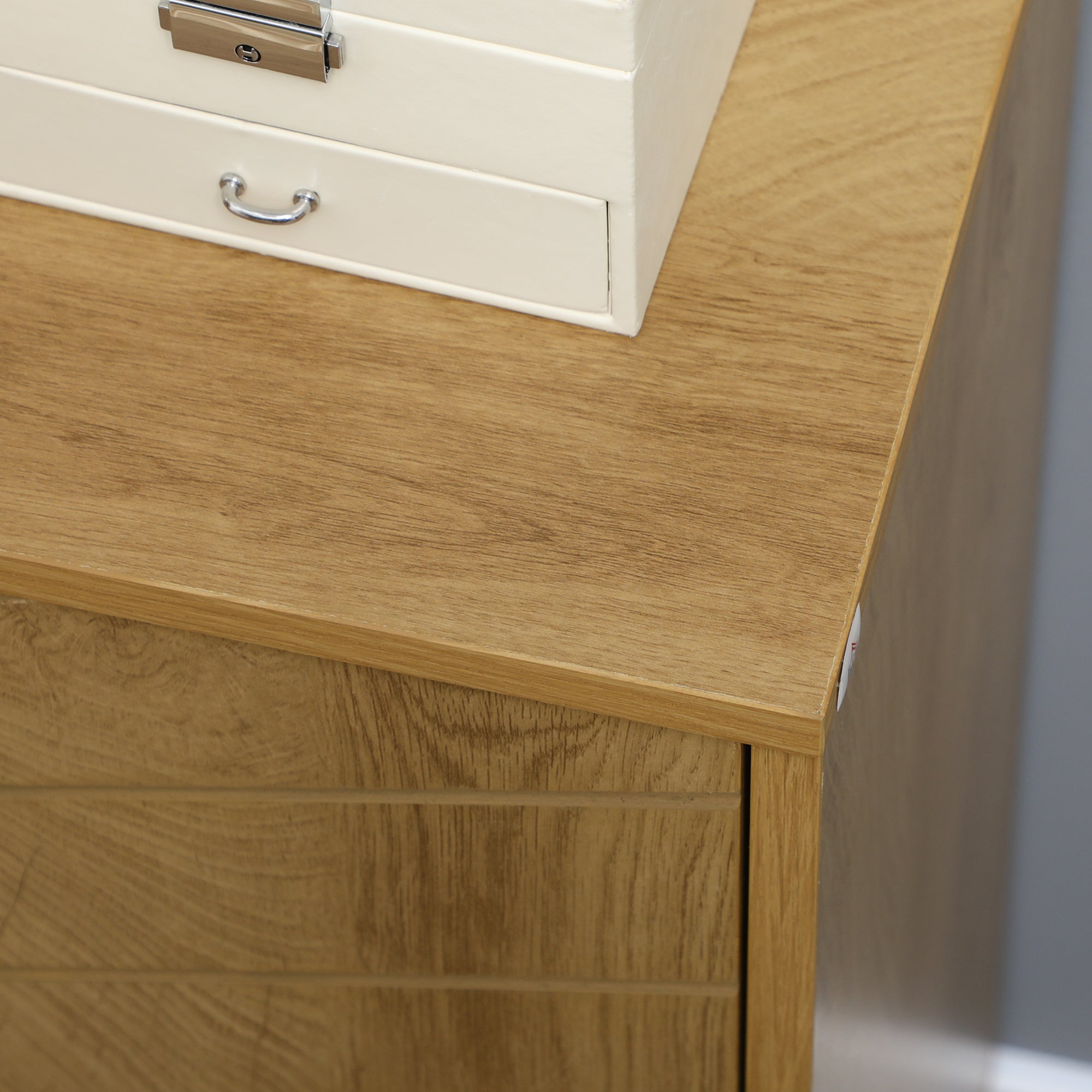 HOMCOM Storage Cabinet, Vintage Kitchen Cabinet with Shelf, Chevron Doors, Soft Close Hinges and Wooden Legs, Natural
